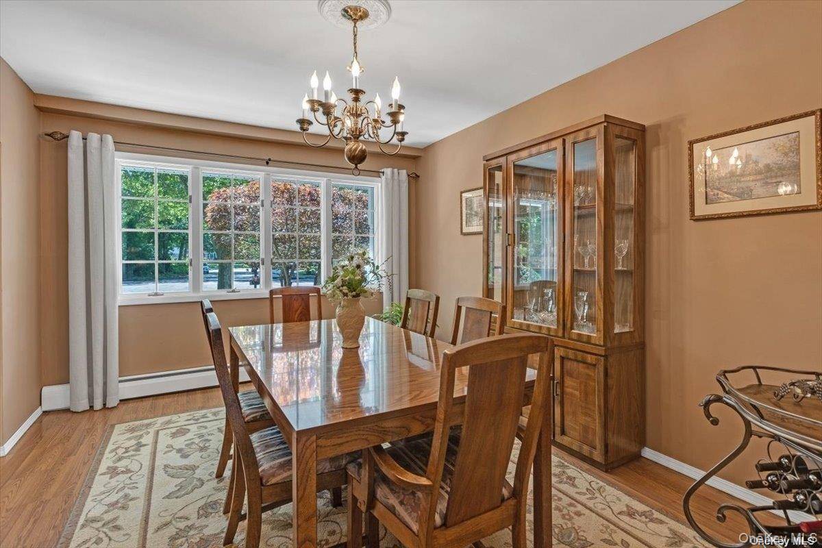 East Northport, NY 11731,309 8th ST