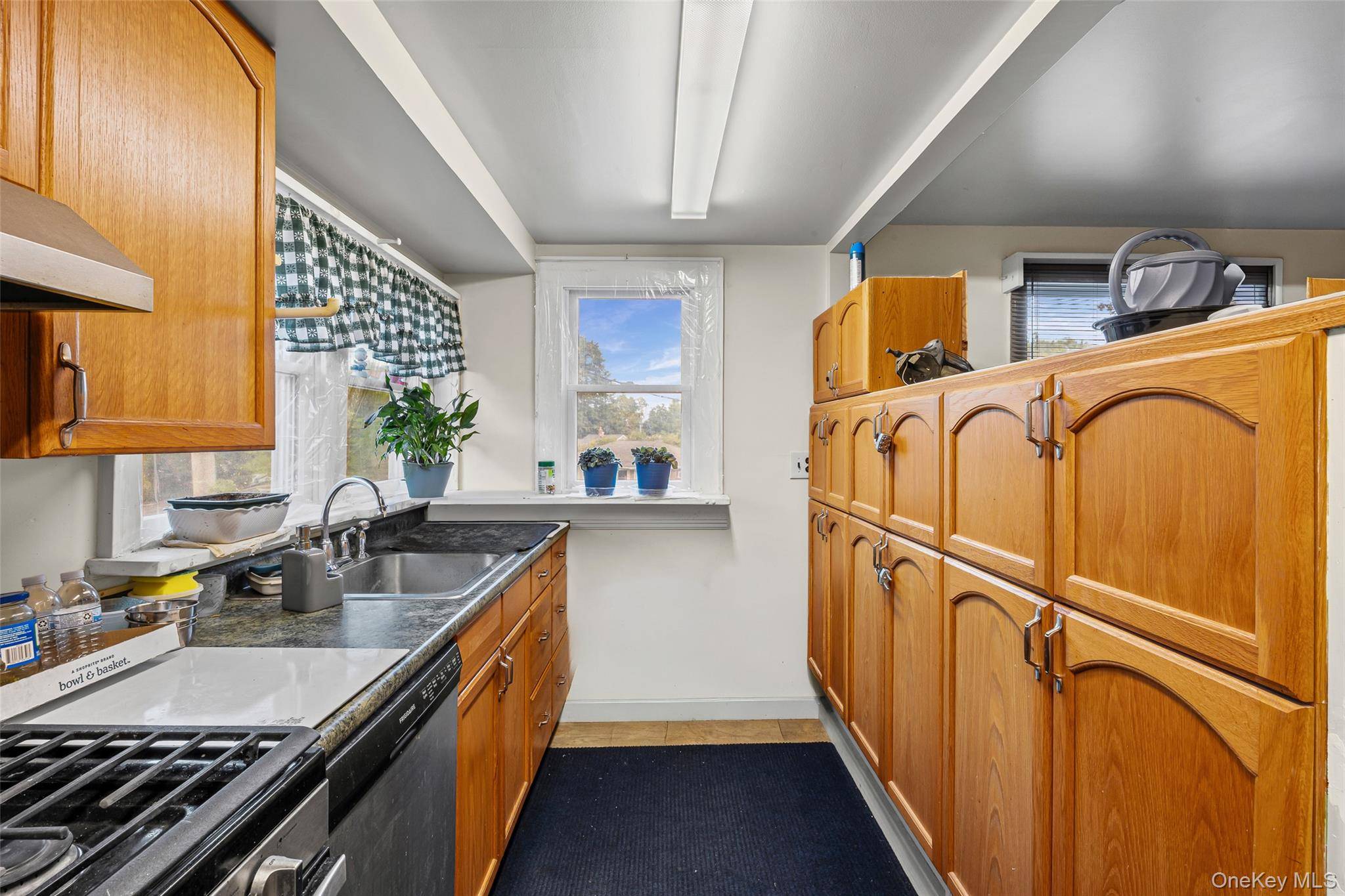 Sound Beach, NY 11789,207 Sound Beach BLVD