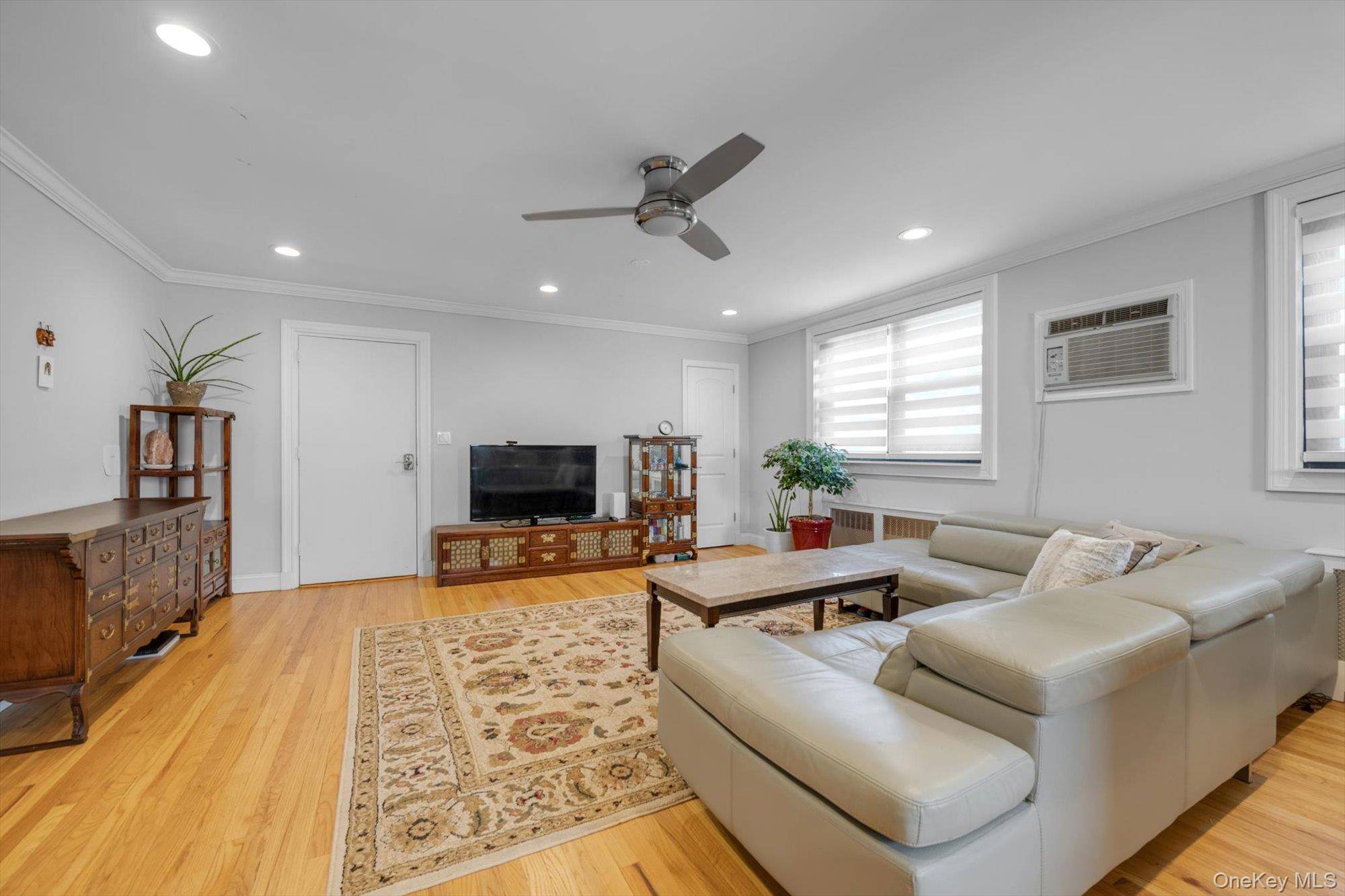 Whitestone, NY 11357,163-43 Willets Point BLVD #5-172