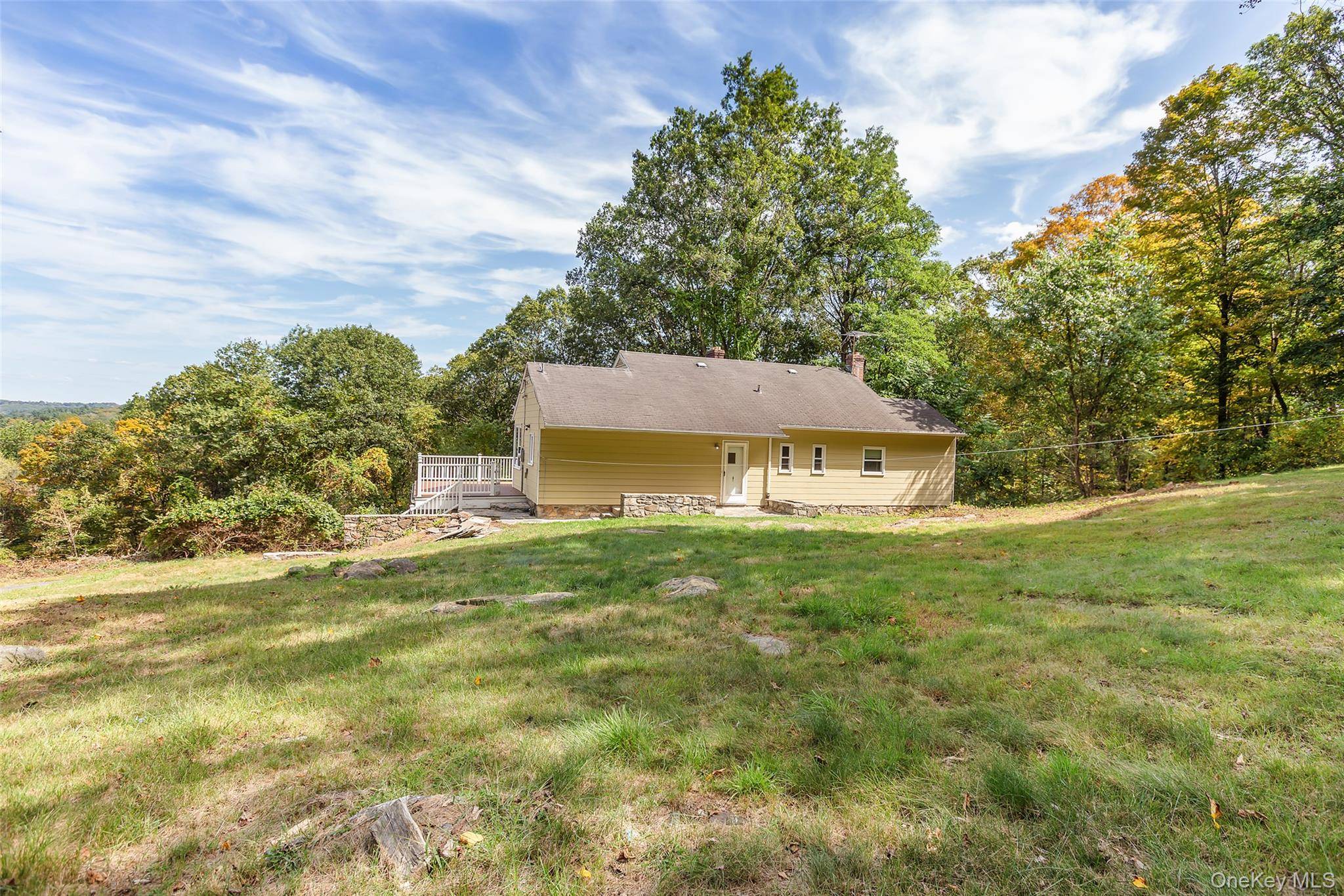 Carmel, NY 10512,33 Raspberry LN