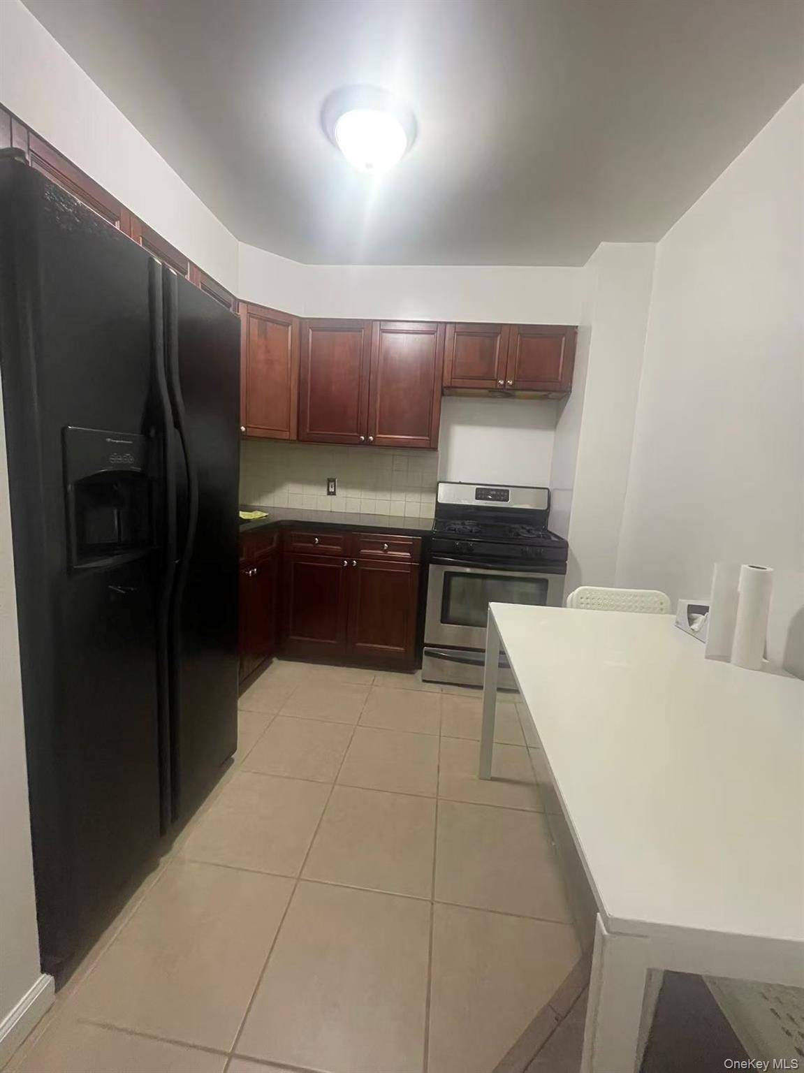 Flushing, NY 11355,42-11 Parsons BLVD #4D