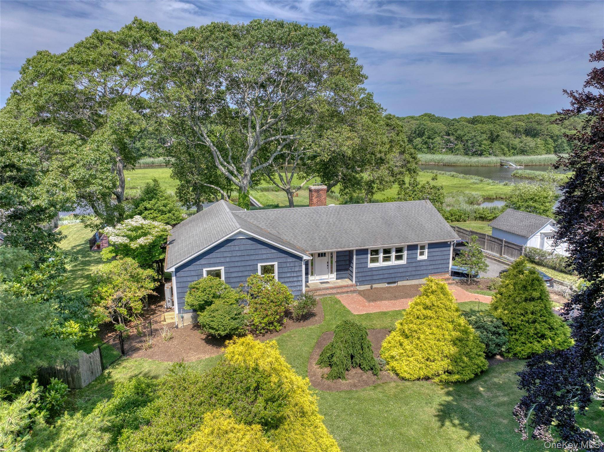 Westhampton, NY 11977,3 Bishop AVE