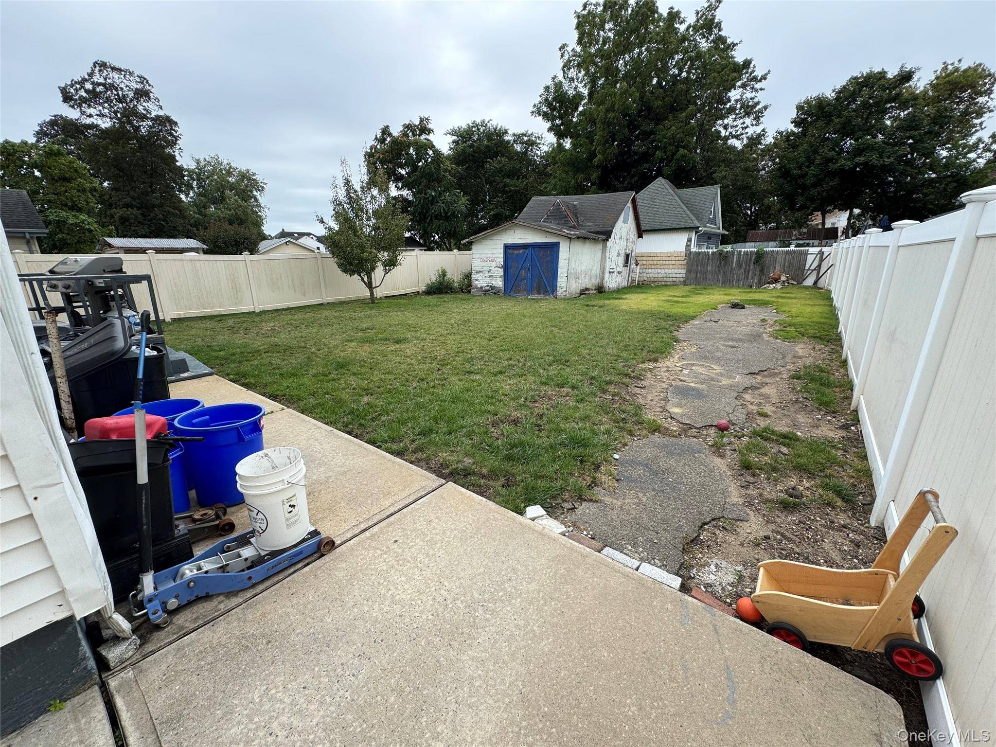 Freeport, NY 11520,158 Church ST