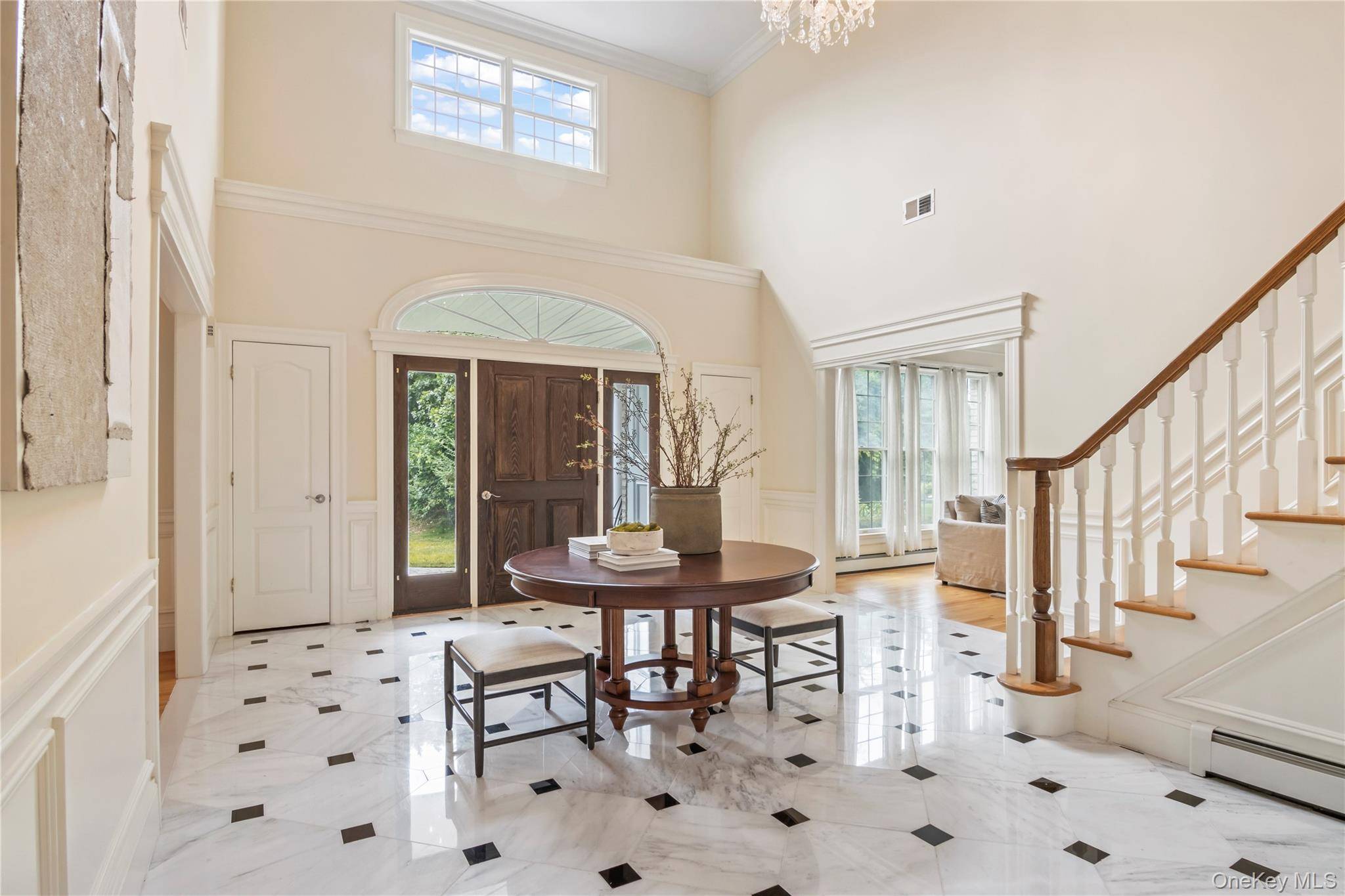 Northport, NY 11768,10 Rolling Meadow LN