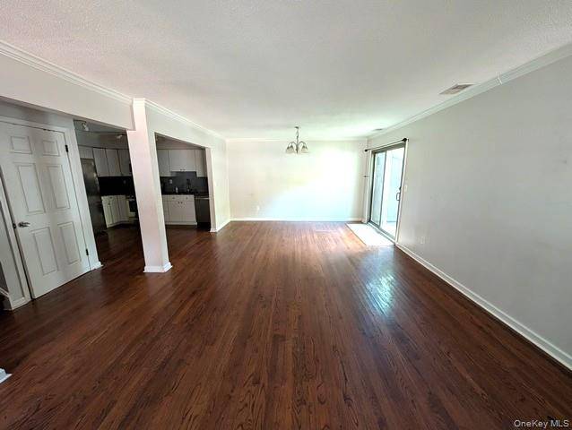 Highland Mills, NY 10930,15 Redwood DR