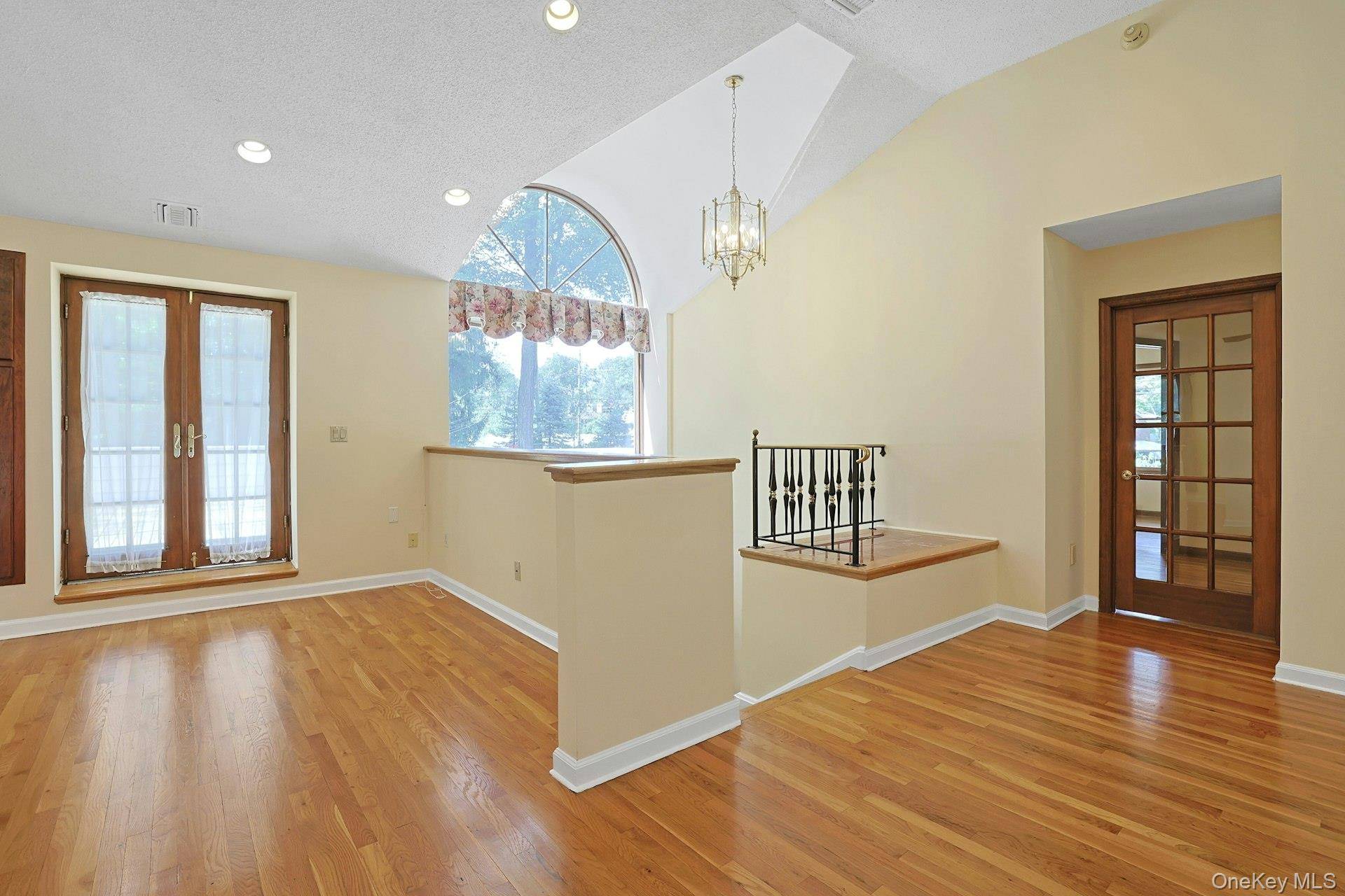 New City, NY 10956,99 New Hempstead RD