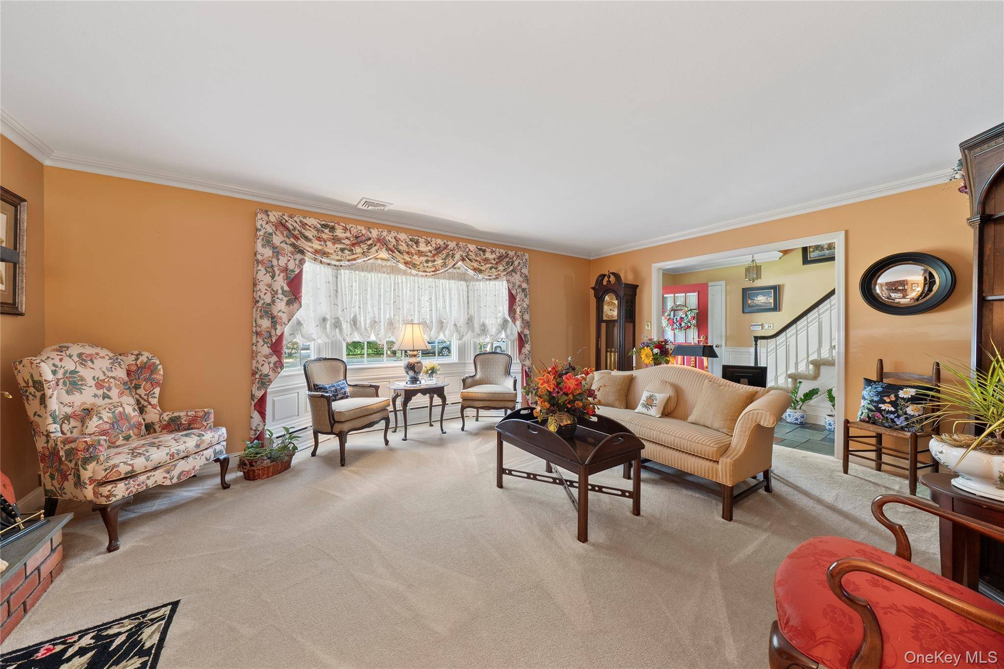 West Islip, NY 11795,14 Gerek AVE