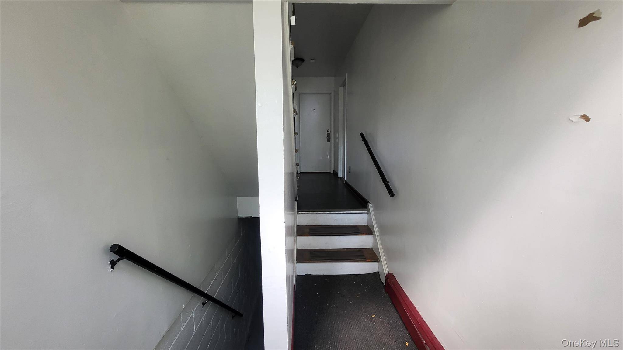 Hyde Park, NY 12538,3726 Albany Post Rd E1