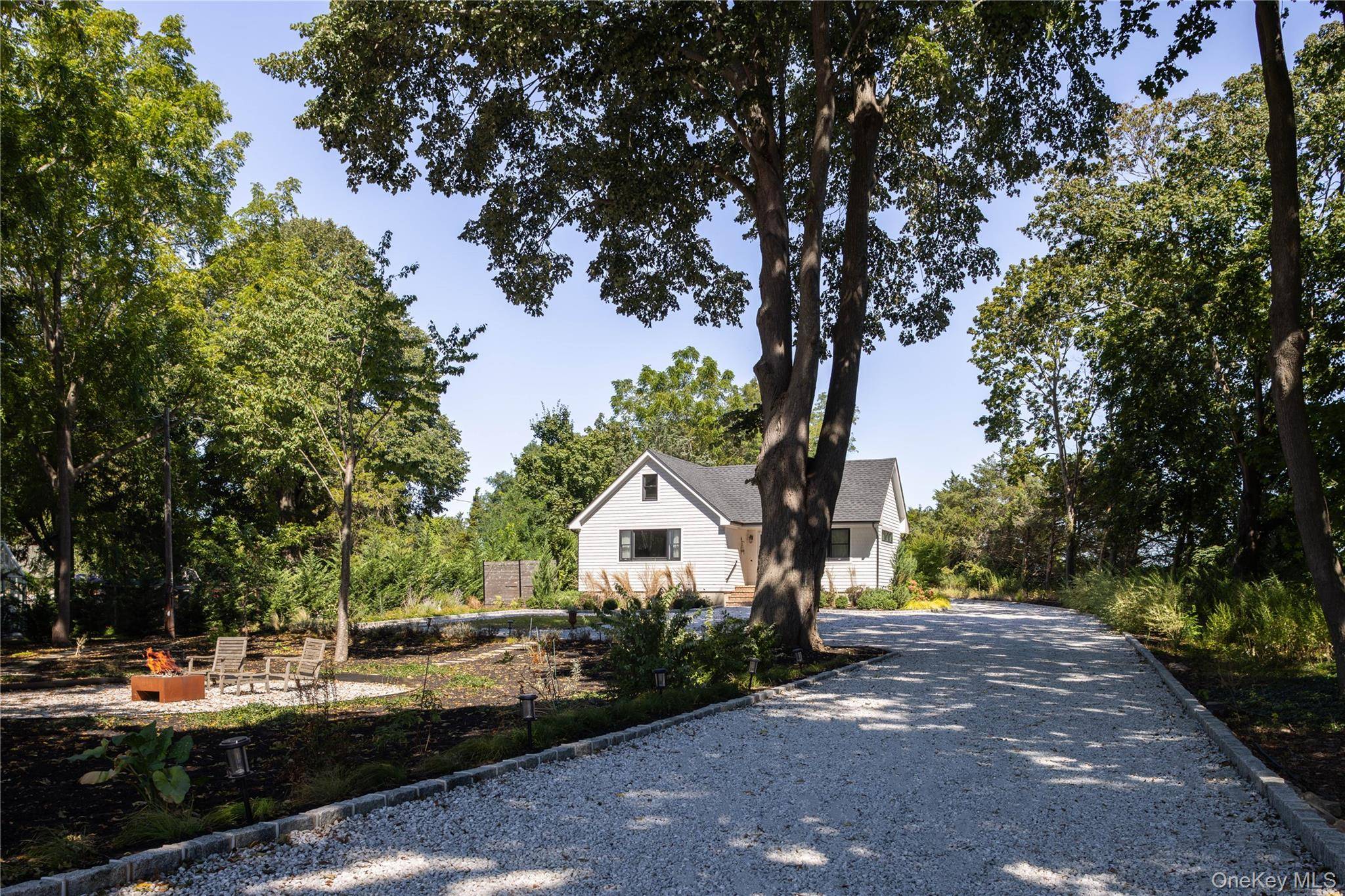 Jamesport, NY 11901,1260 Main RD