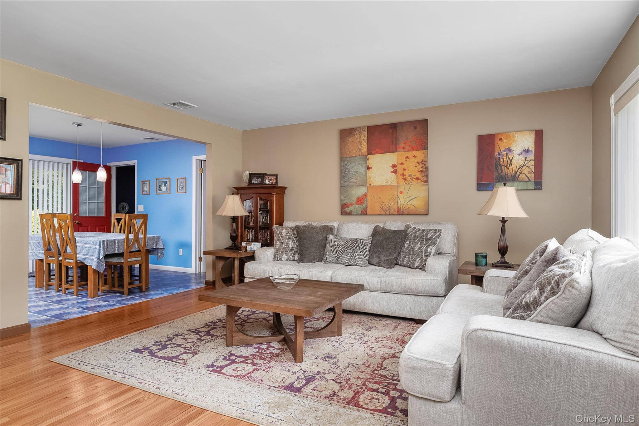 Ronkonkoma, NY 11779,44 Juniper AVE