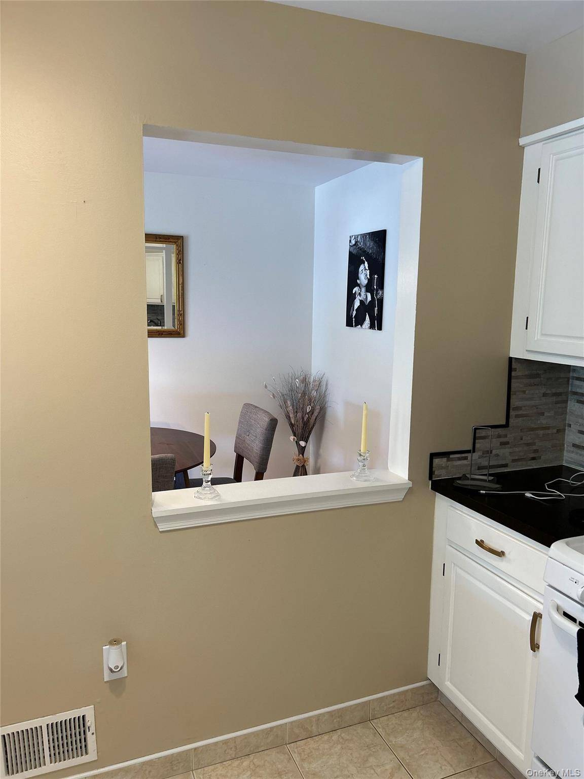 Peekskill, NY 10566,9 Edinburgh DR ##9