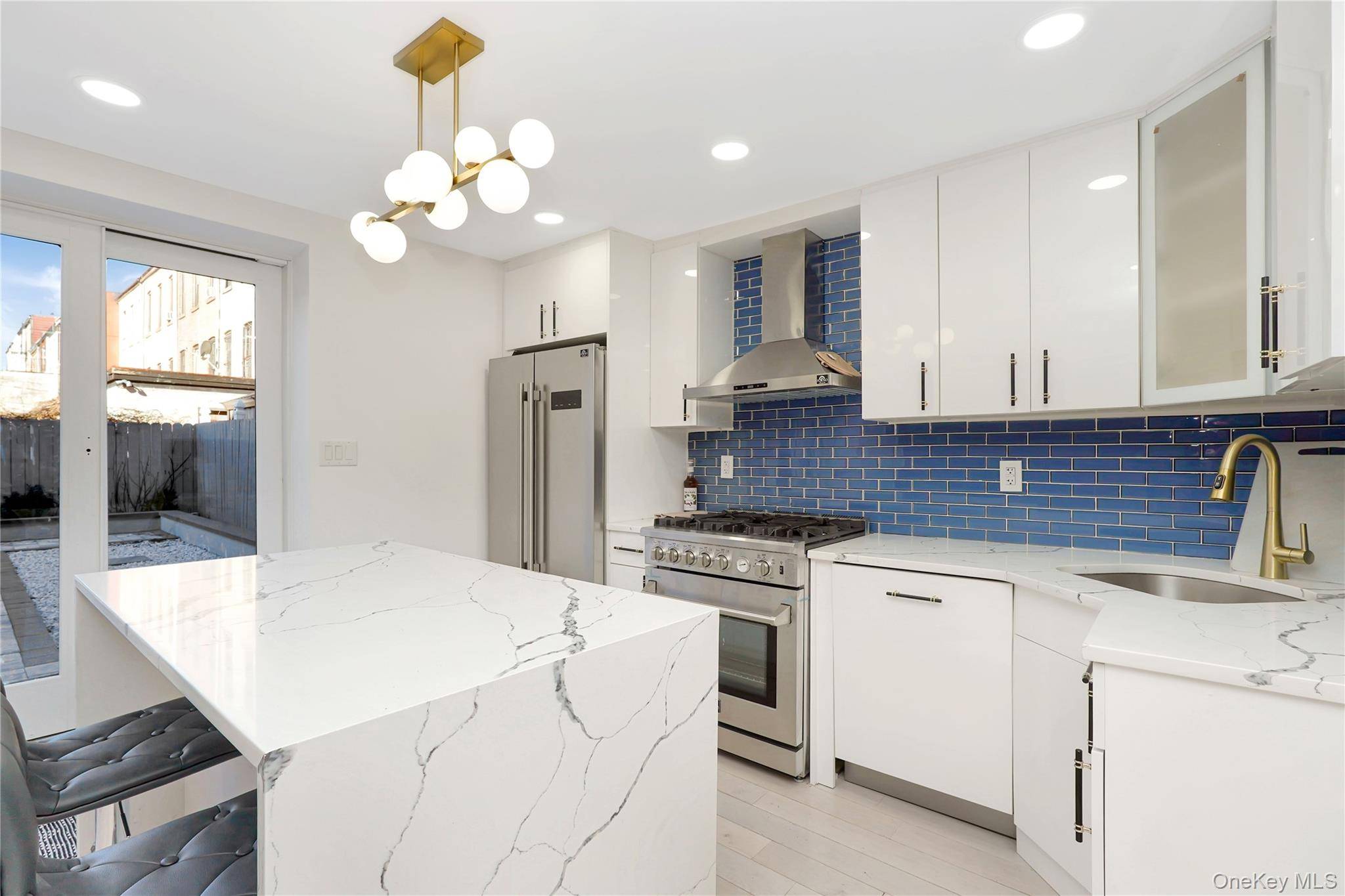 Brooklyn, NY 11233,214 Patchen AVE