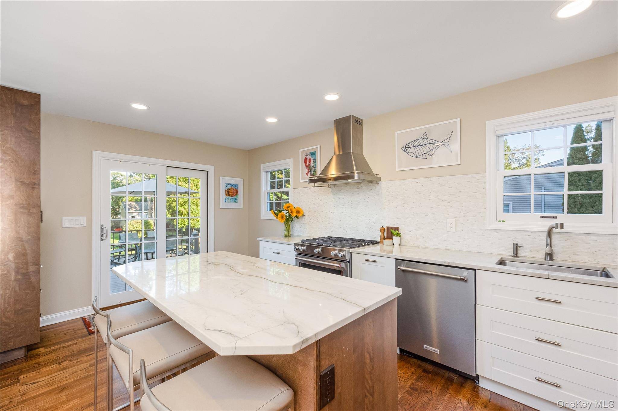 Sayville, NY 11782,735 Durham RD