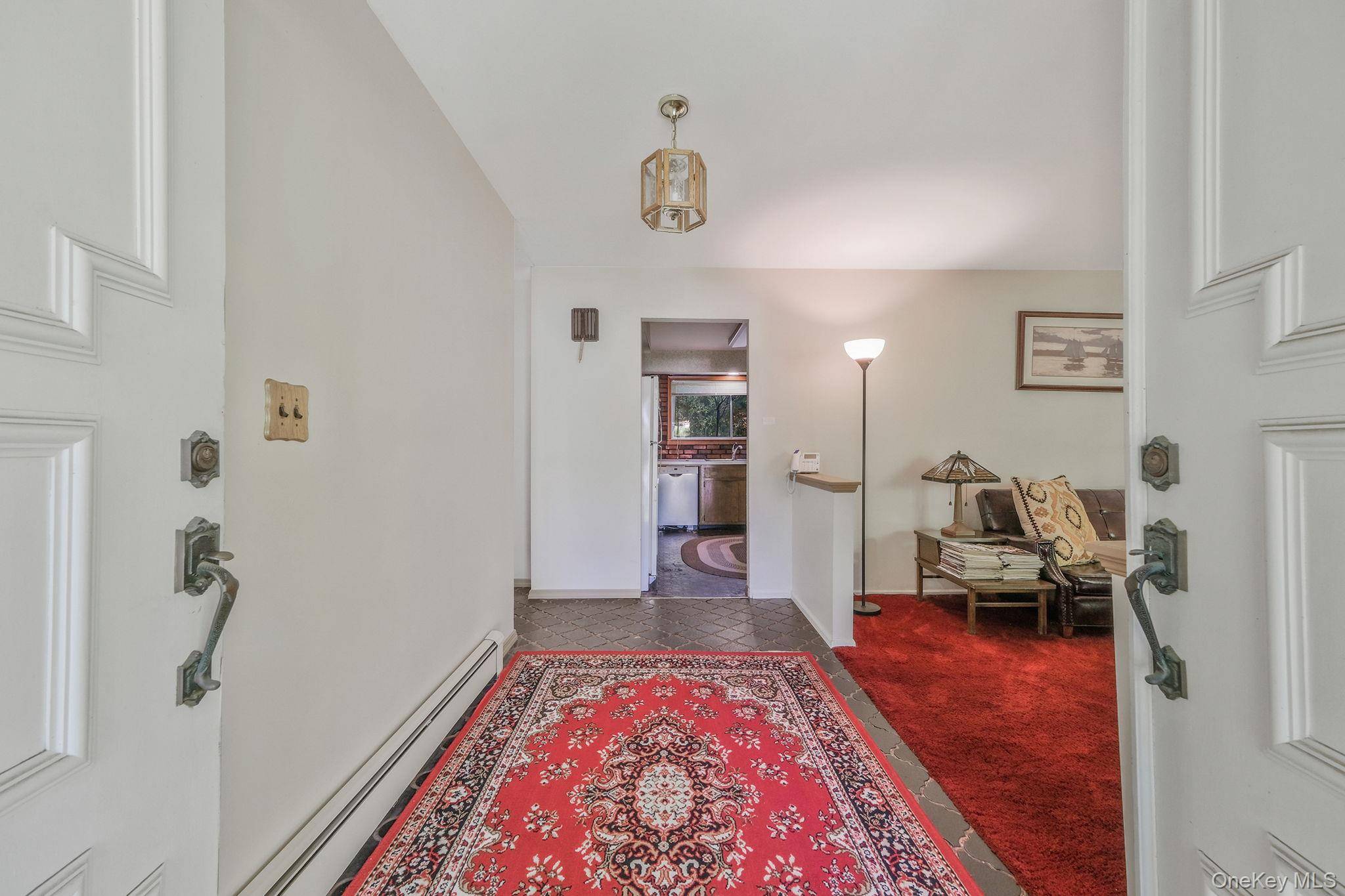 Smithtown, NY 11787,10 McArthur LN