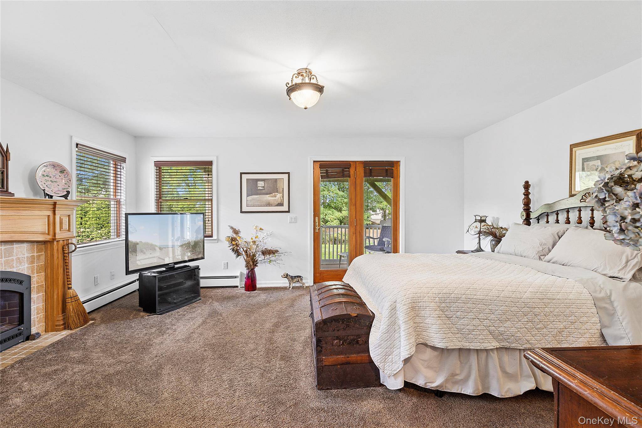 Peconic, NY 11958,155 2nd AVE