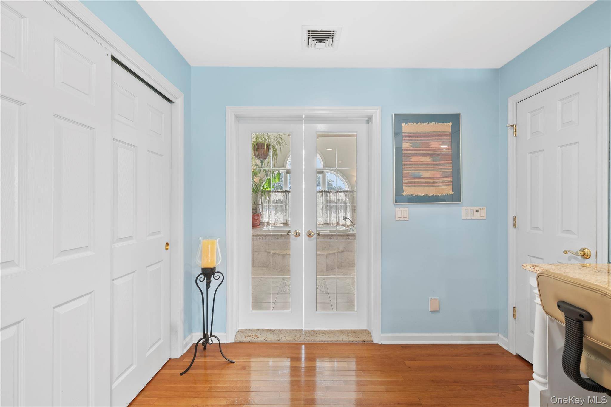 West Babylon, NY 11704,407 17th ST