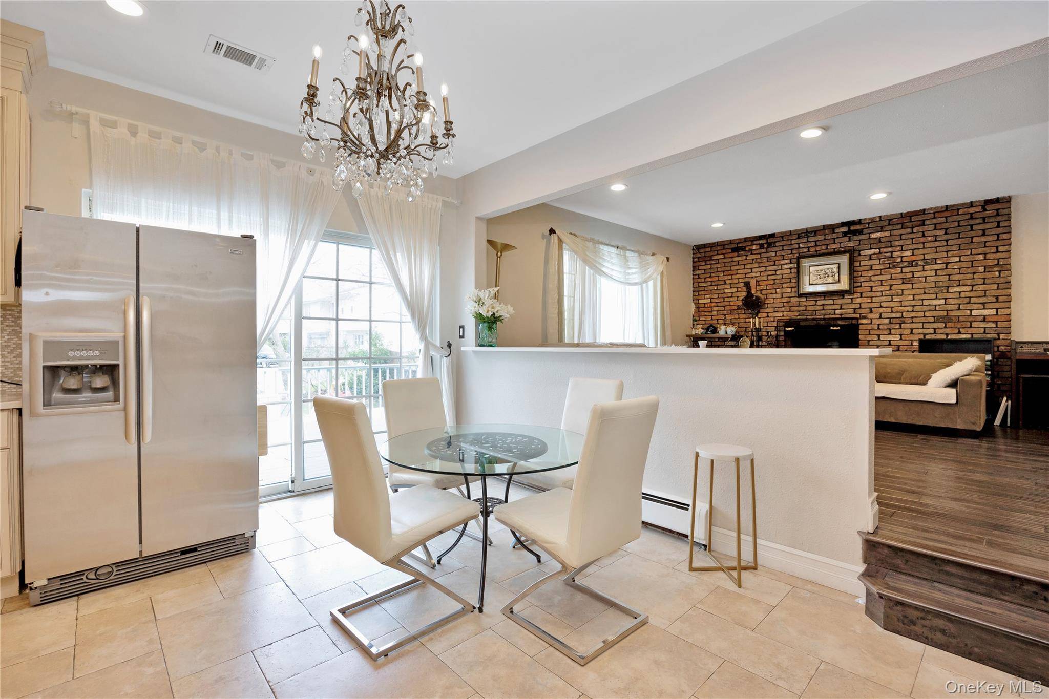 Cedarhurst, NY 11516,708 Park LN