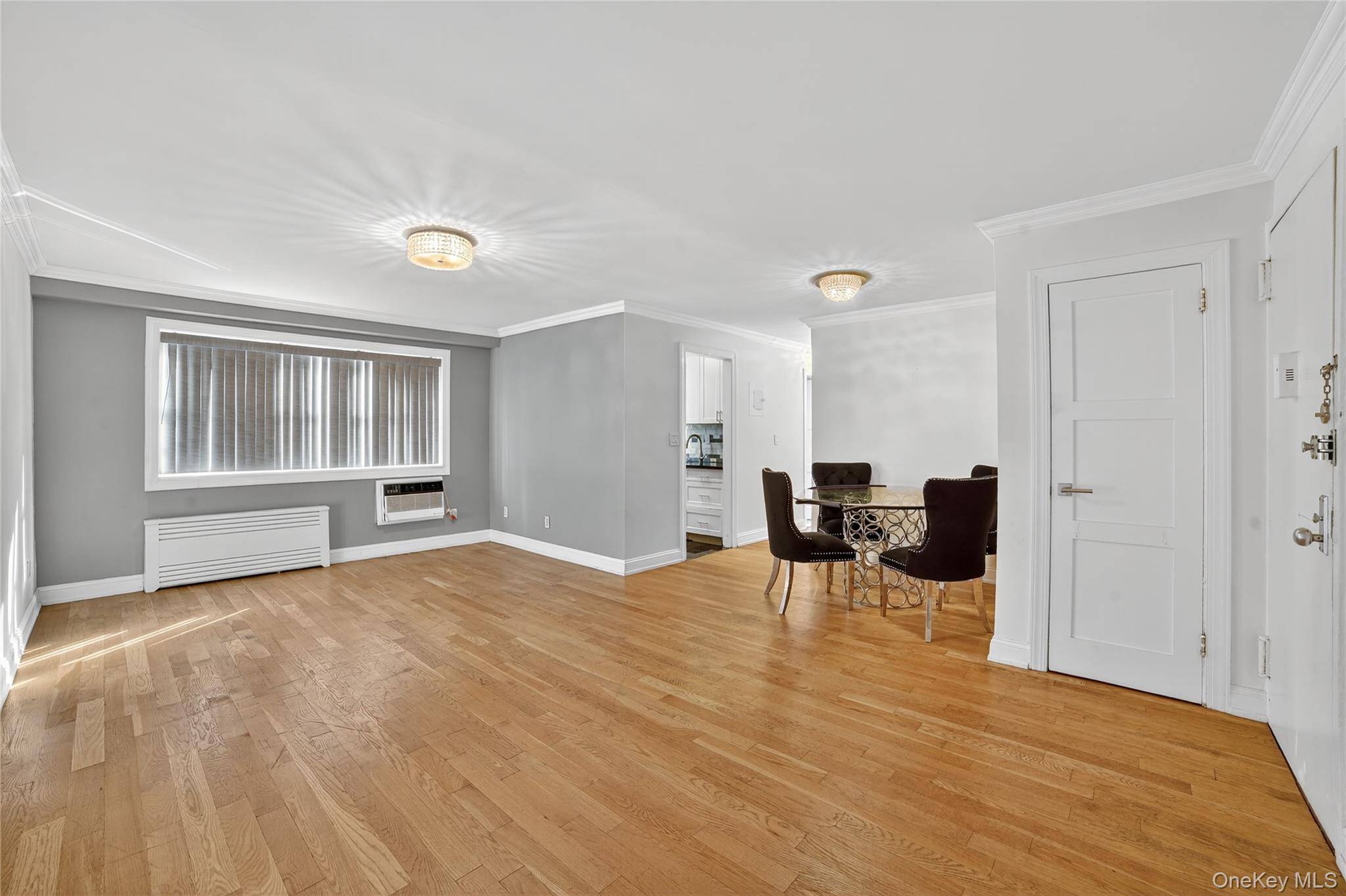 Yonkers, NY 10704,1122 Yonkers AVE #1J