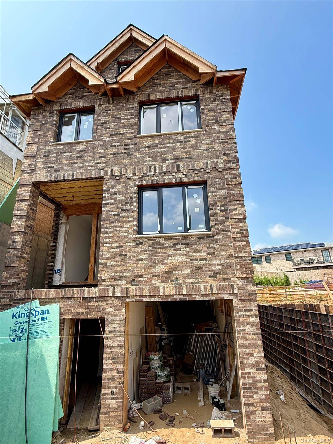 College Point, NY 11356,3-24 125th ST