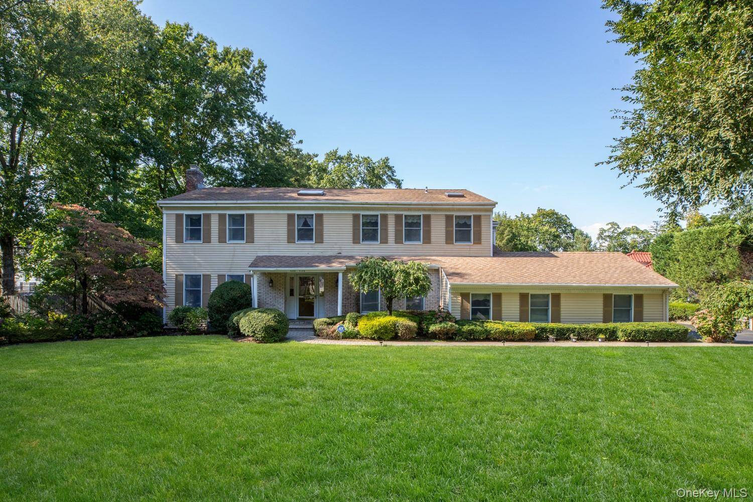 Manhasset, NY 11030,55 North DR