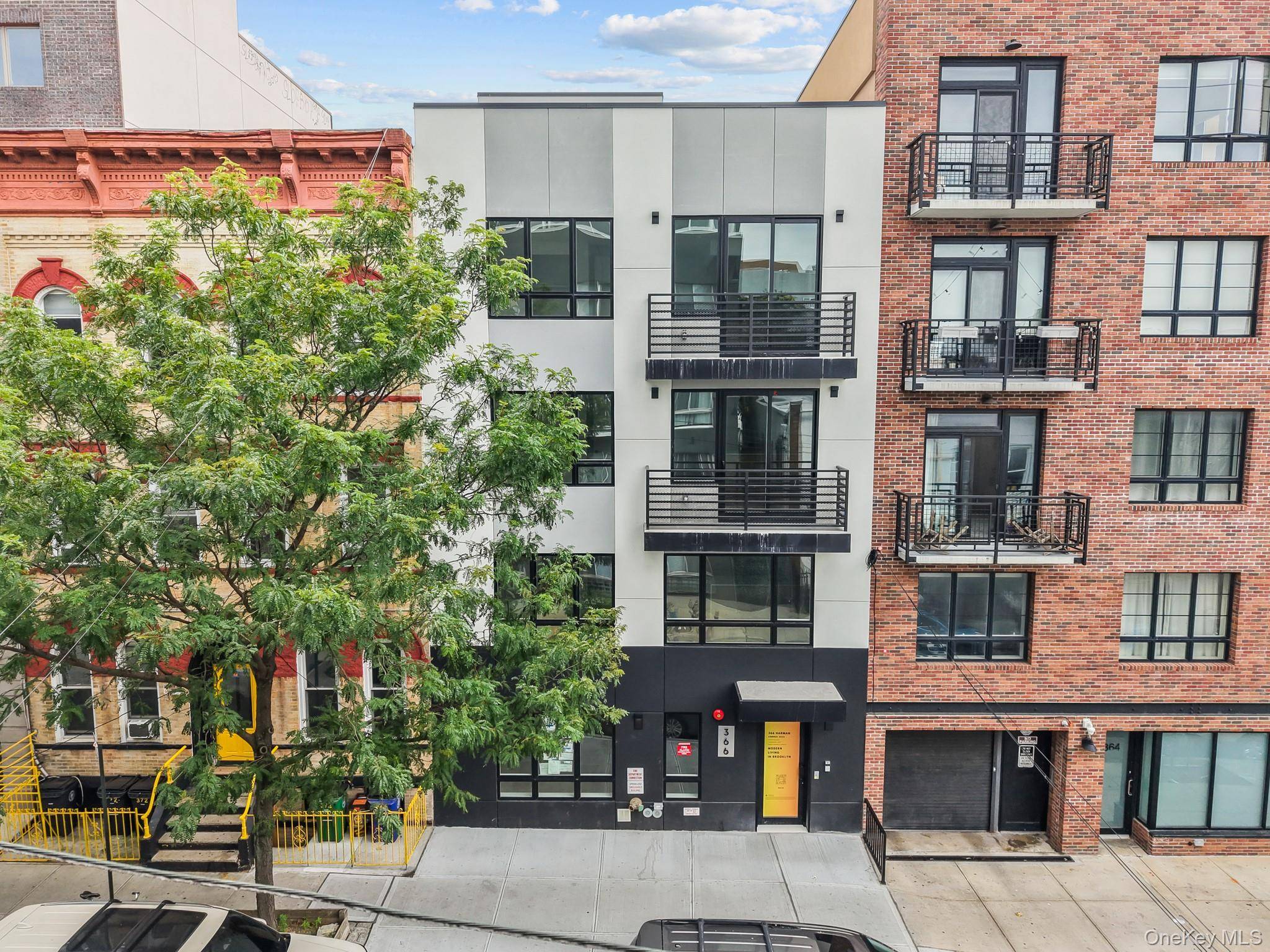 Brooklyn, NY 11237,366 Harman ST #3F
