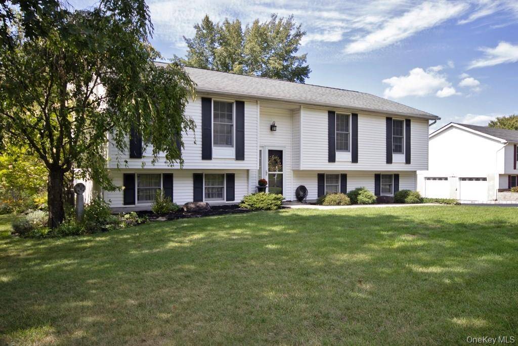Middletown, NY 10940,9 Birchwood LN