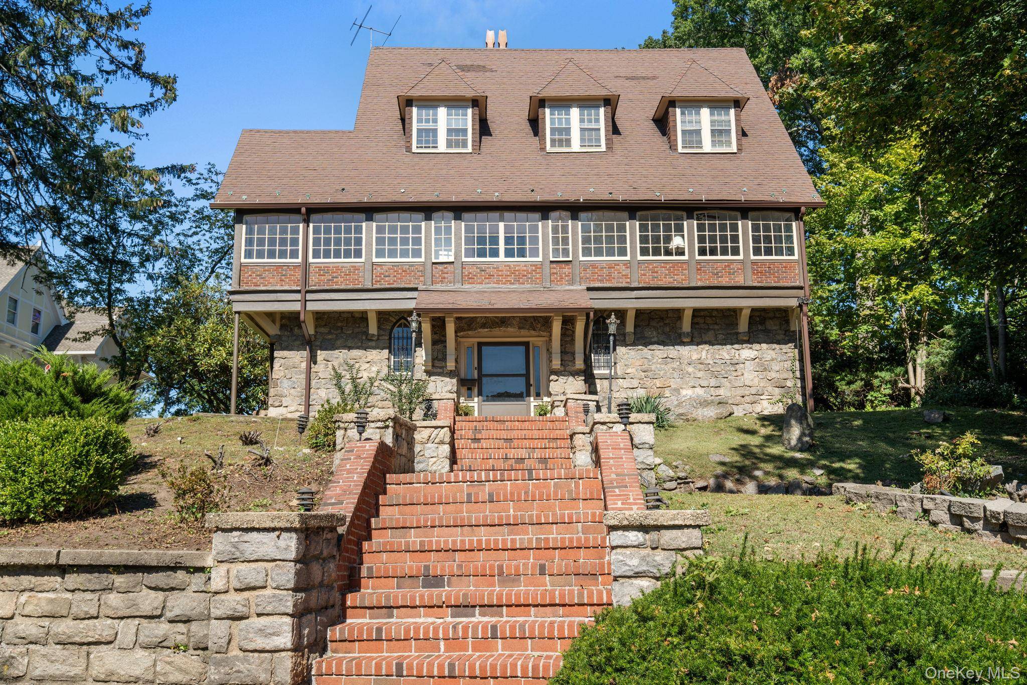 New Rochelle, NY 10801,72 Hamilton AVE