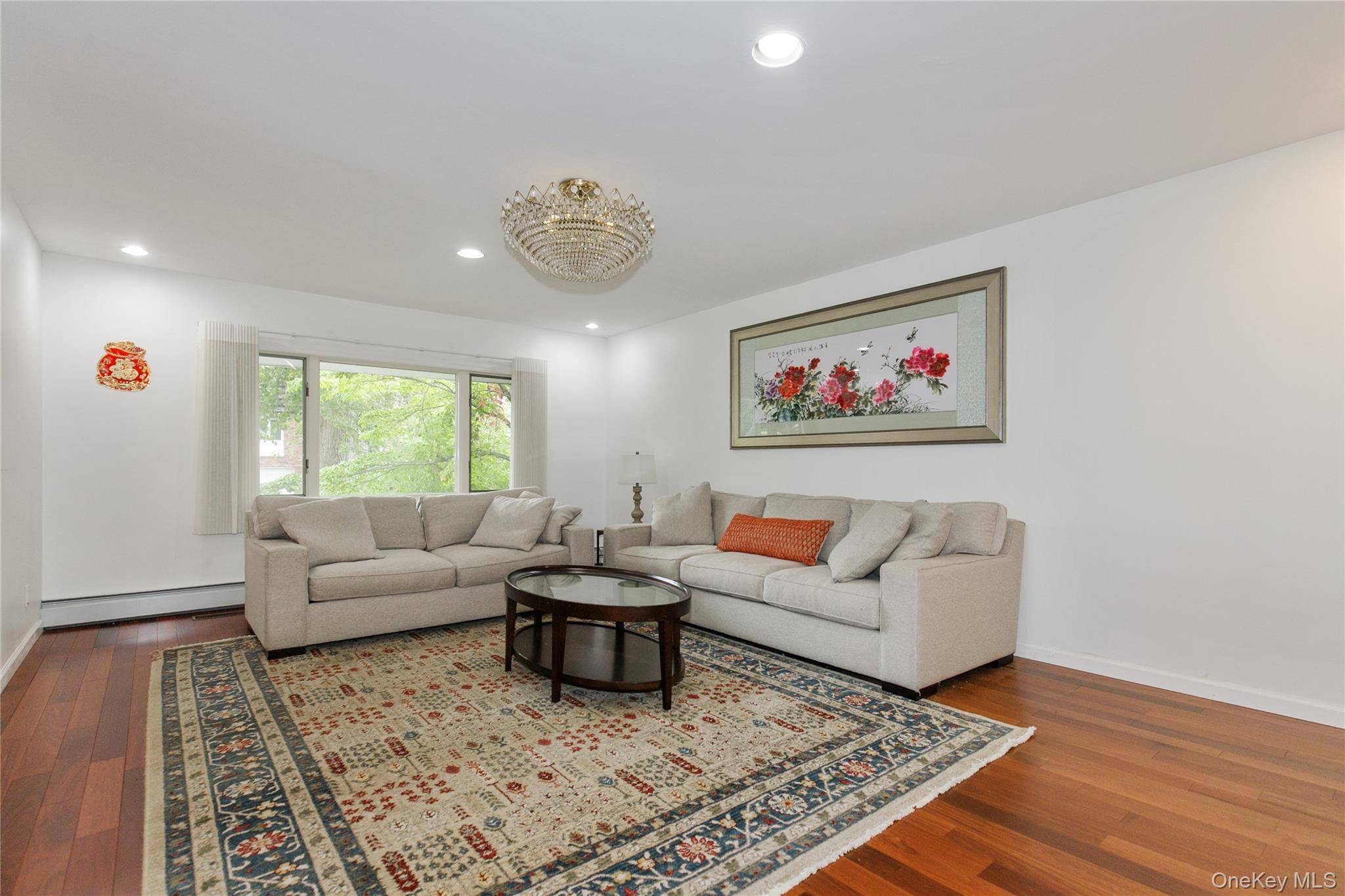 Great Neck, NY 11021,43 ELM ST