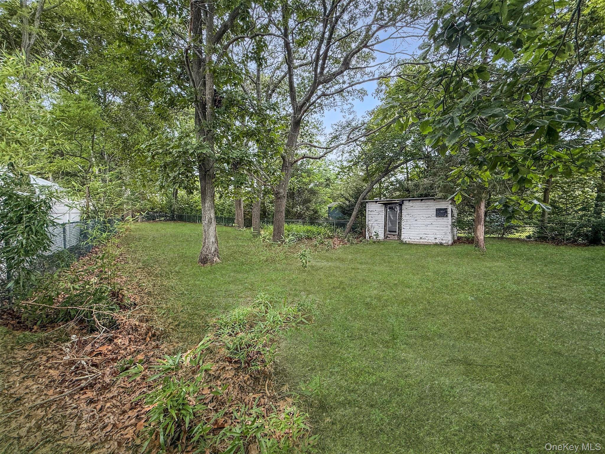 Mattituck, NY 11952,35 N Riley AVE