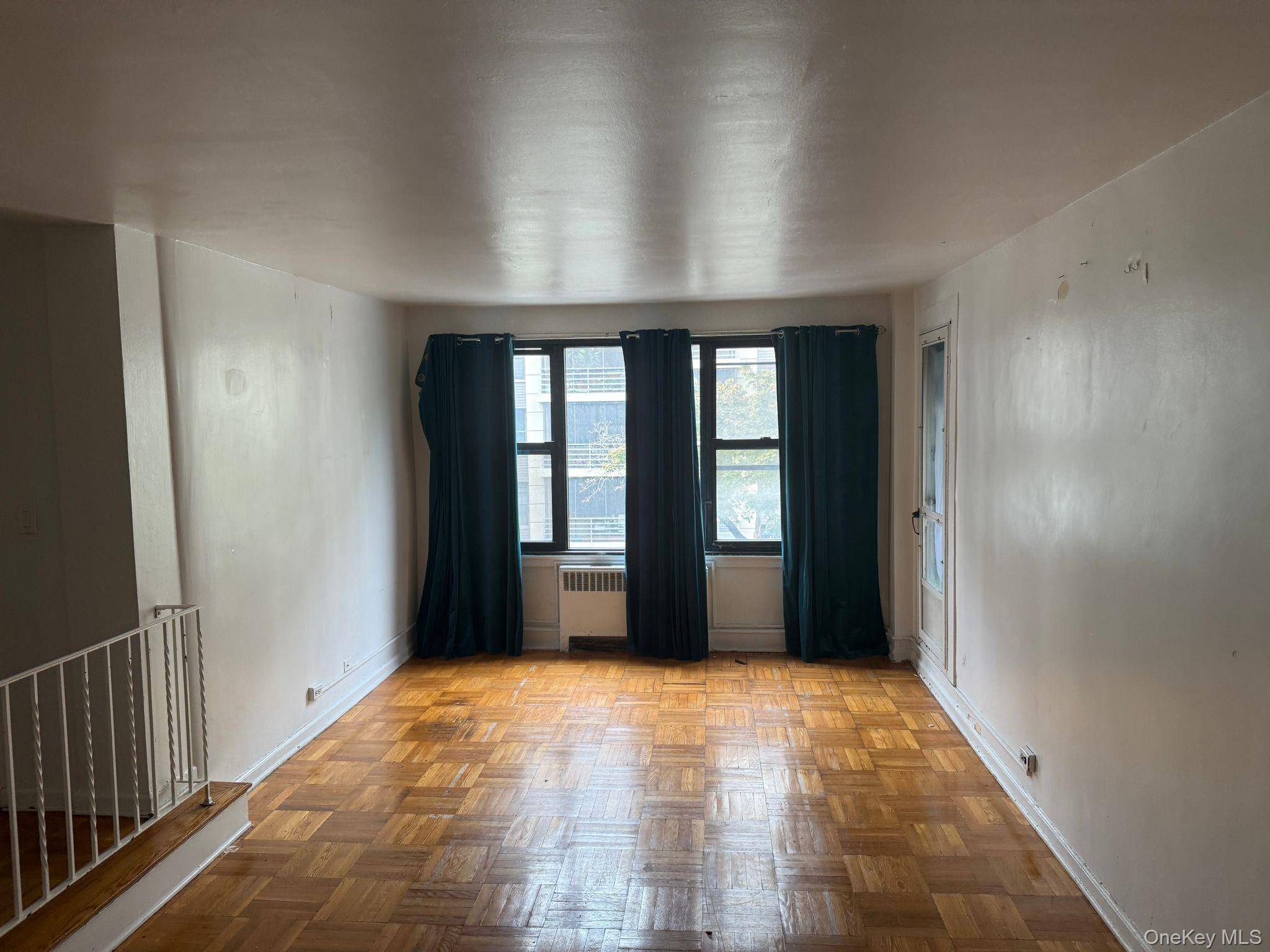 Rego Park, NY 11374,98-40 64th AVE #3A