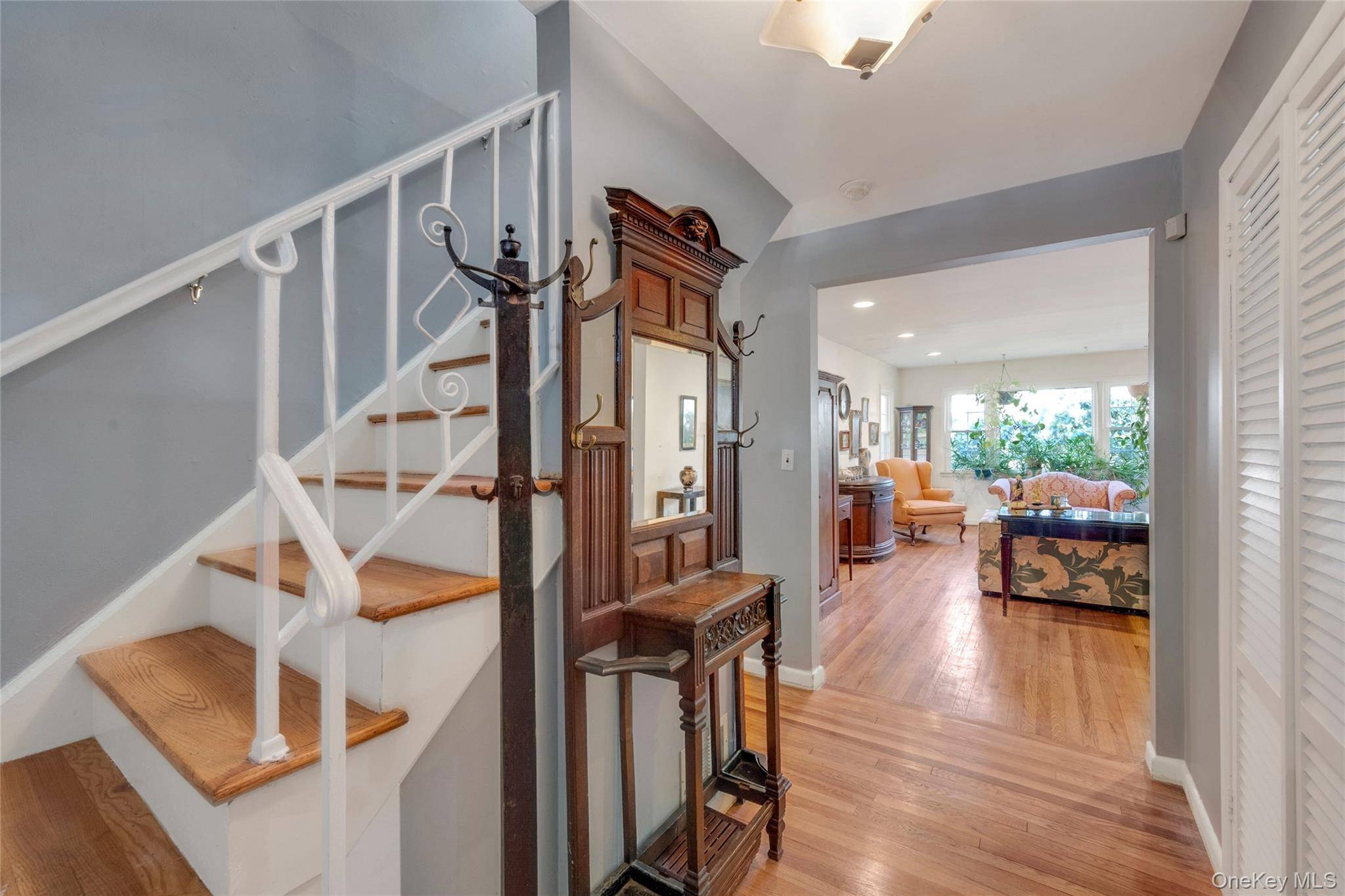 Katonah, NY 10536,119 Goldens Bridge RD