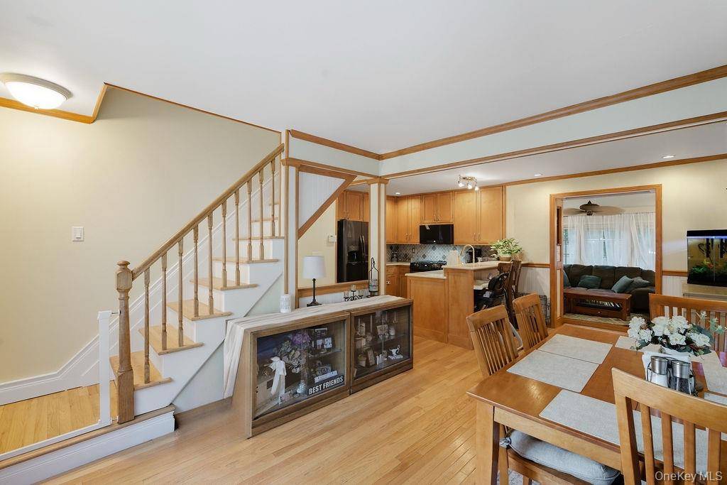 Hampton Bays, NY 11946,5 Liberty ST