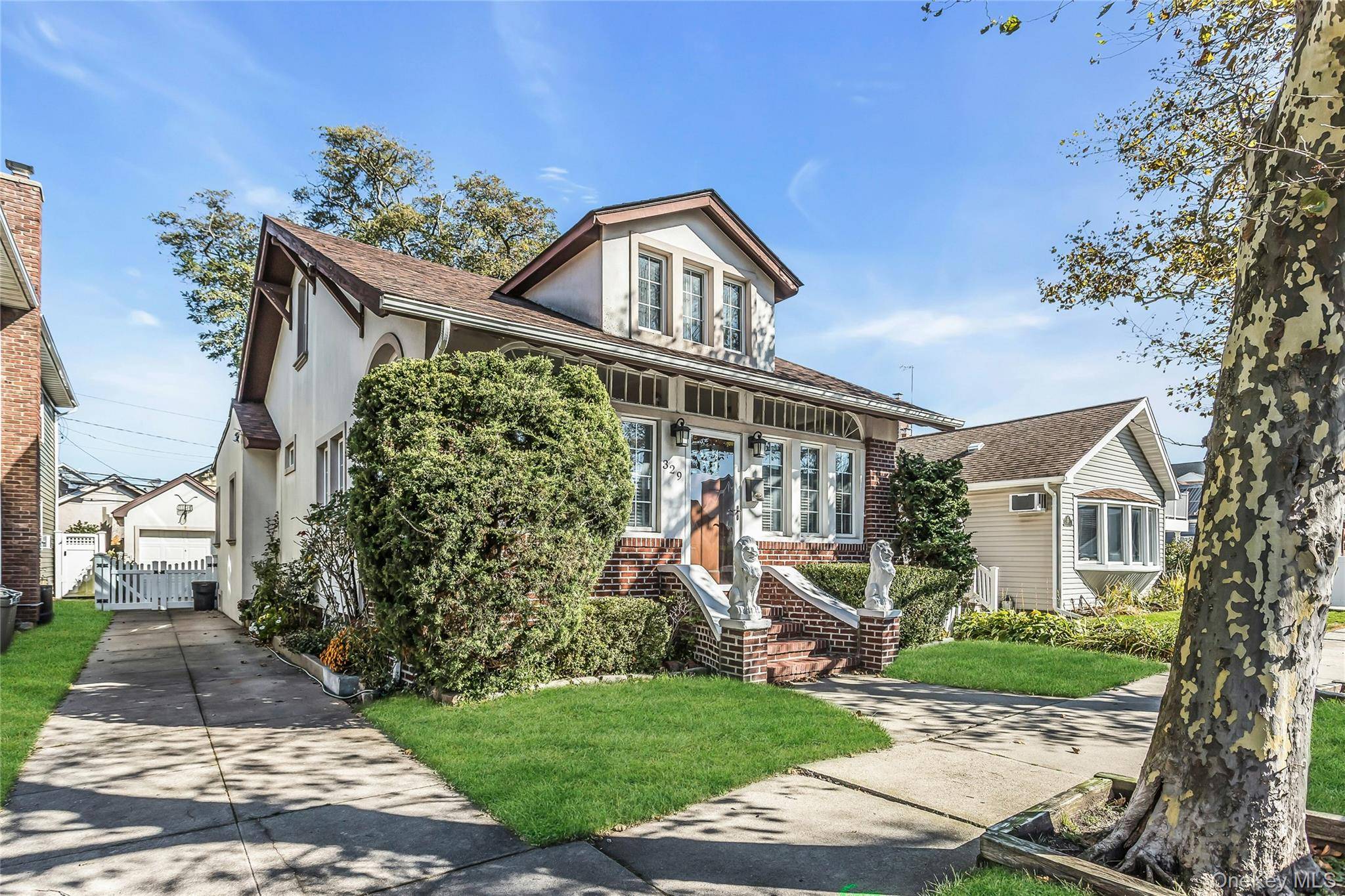 Long Beach, NY 11561,329 E Hudson ST