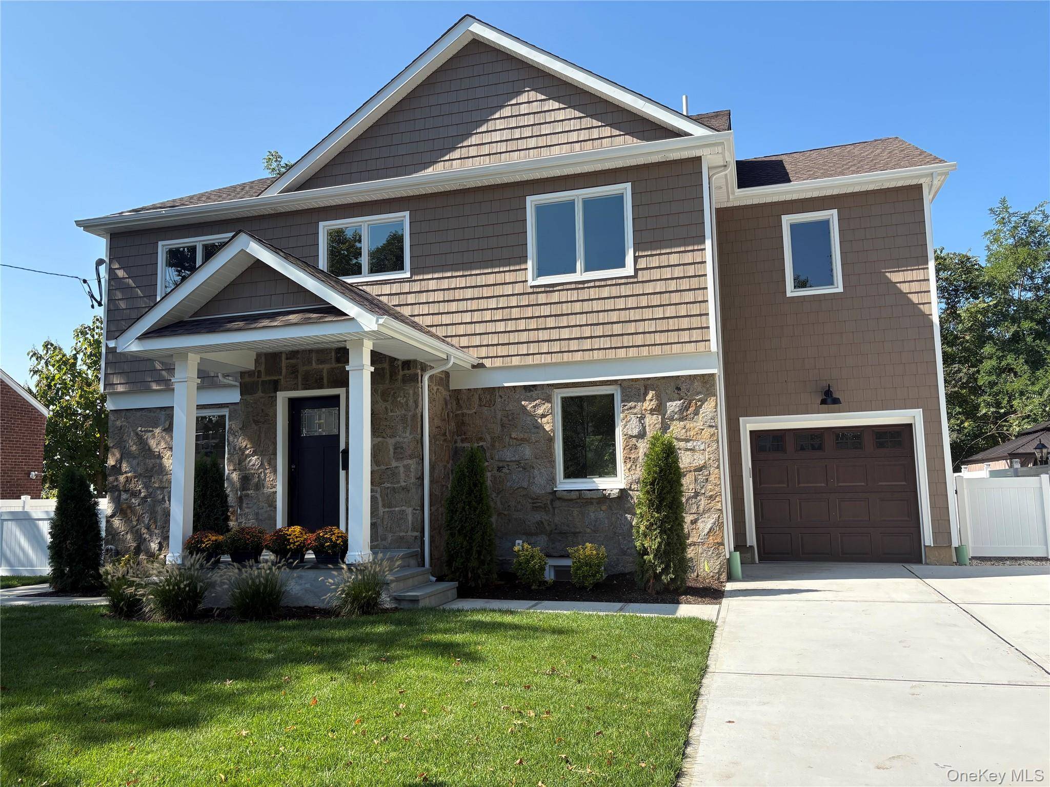 Williston Park, NY 11596,45 Brunswick AVE