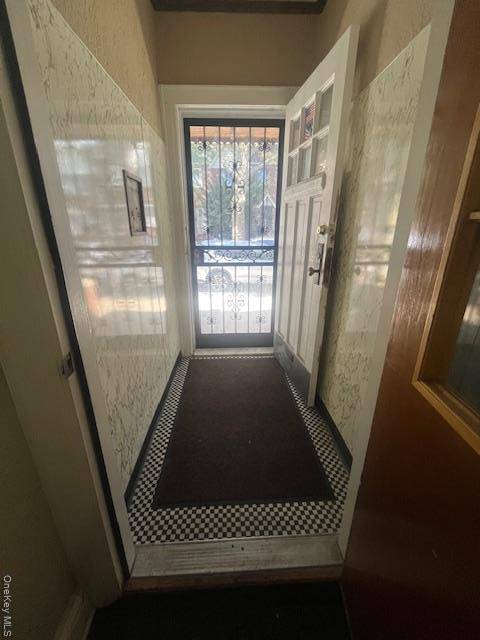 Middle Village, NY 11379,6417 70th ST