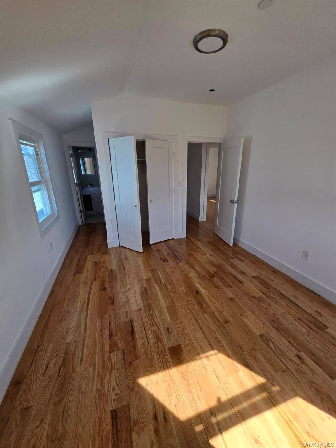 Far Rockaway, NY 11691,453 Beach 45 st