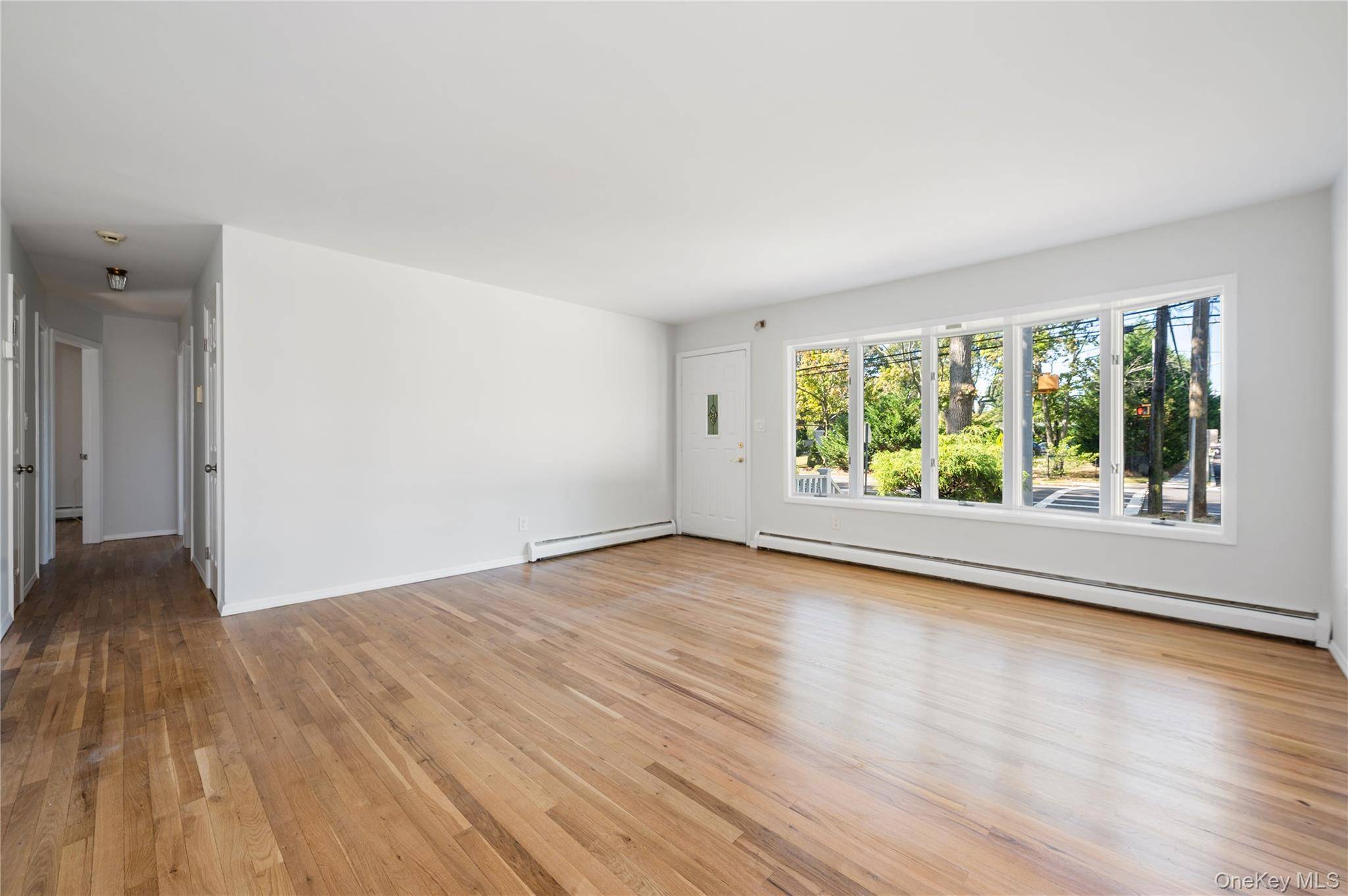 Farmingville, NY 11738,1139 Waverly AVE