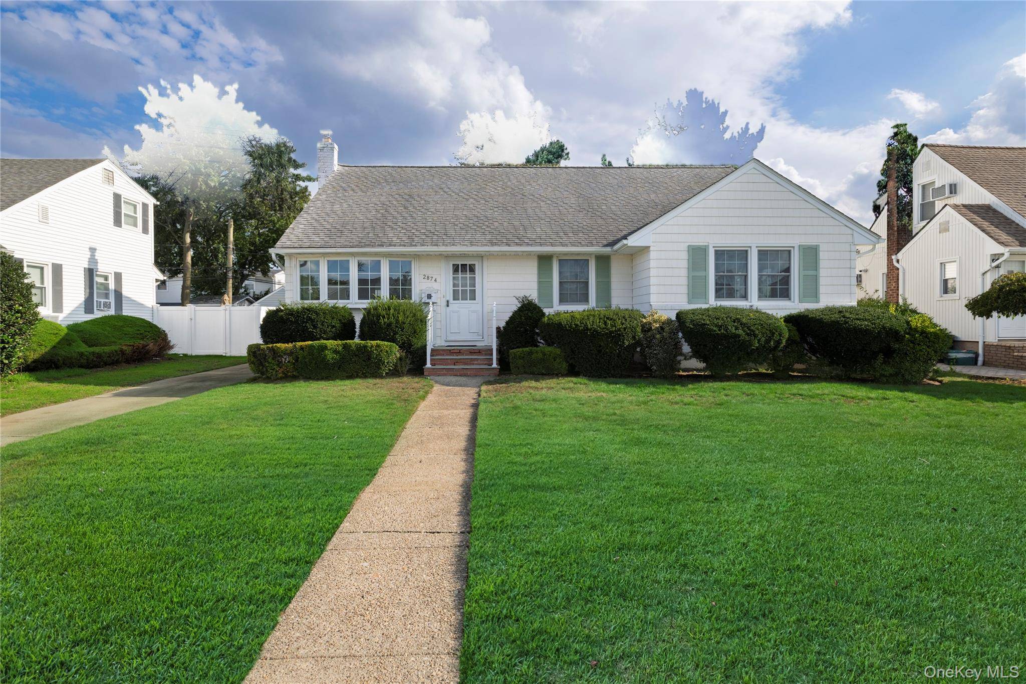 Wantagh, NY 11793,2874 Michael RD