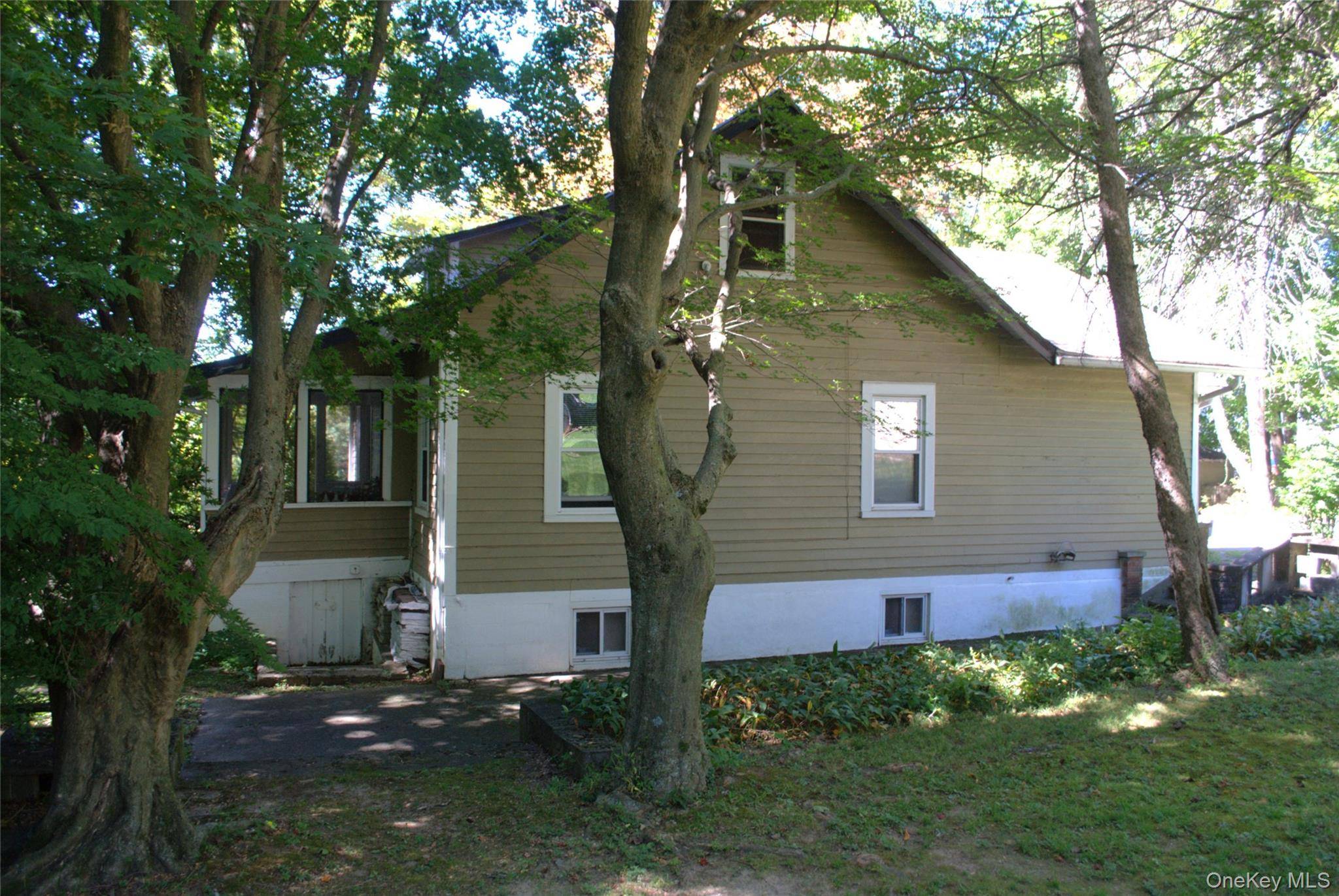 Peekskill, NY 10566,1824 Seabury PL