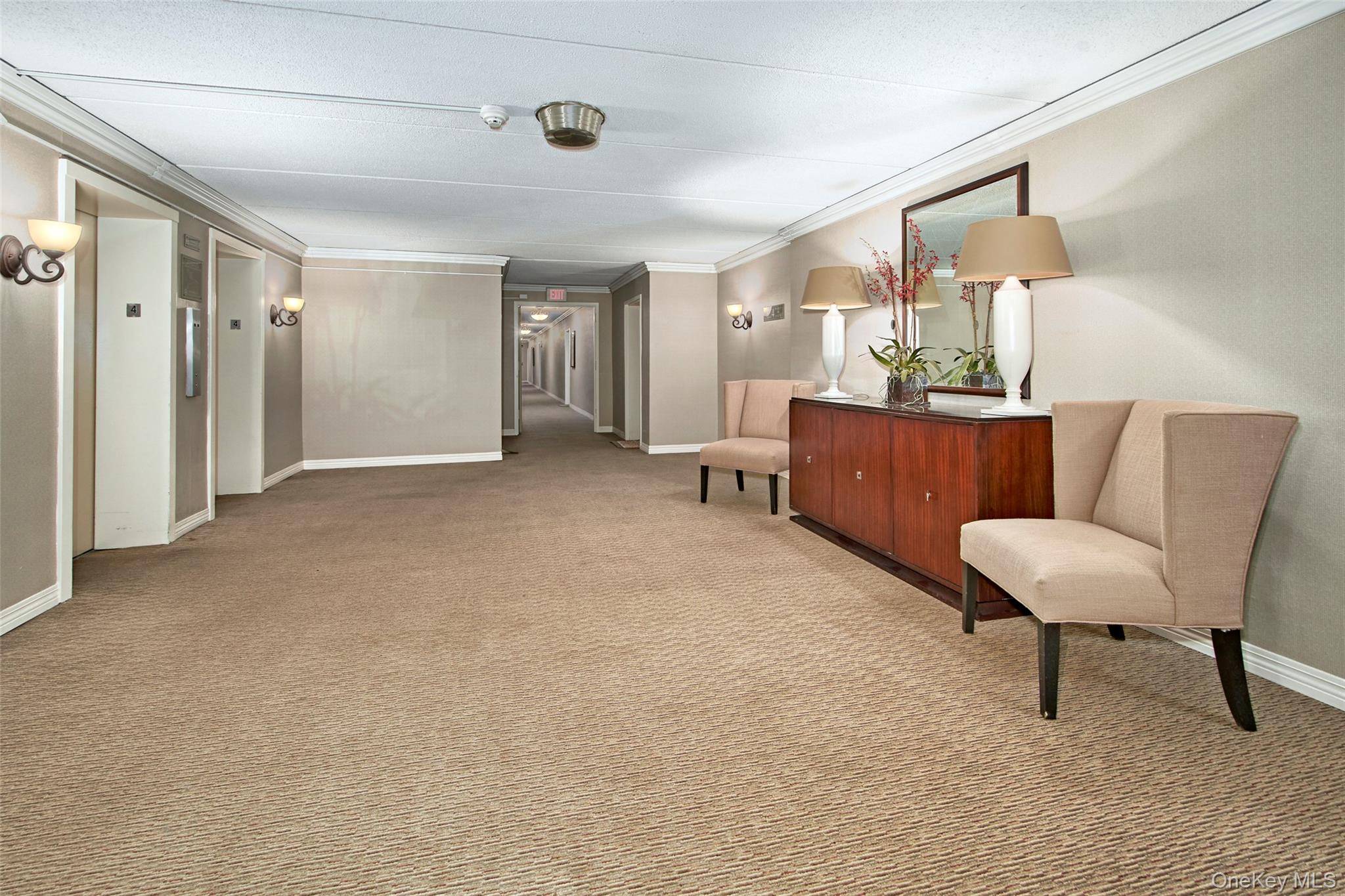 Harrison, NY 10528,480 Halstead AVE #4V