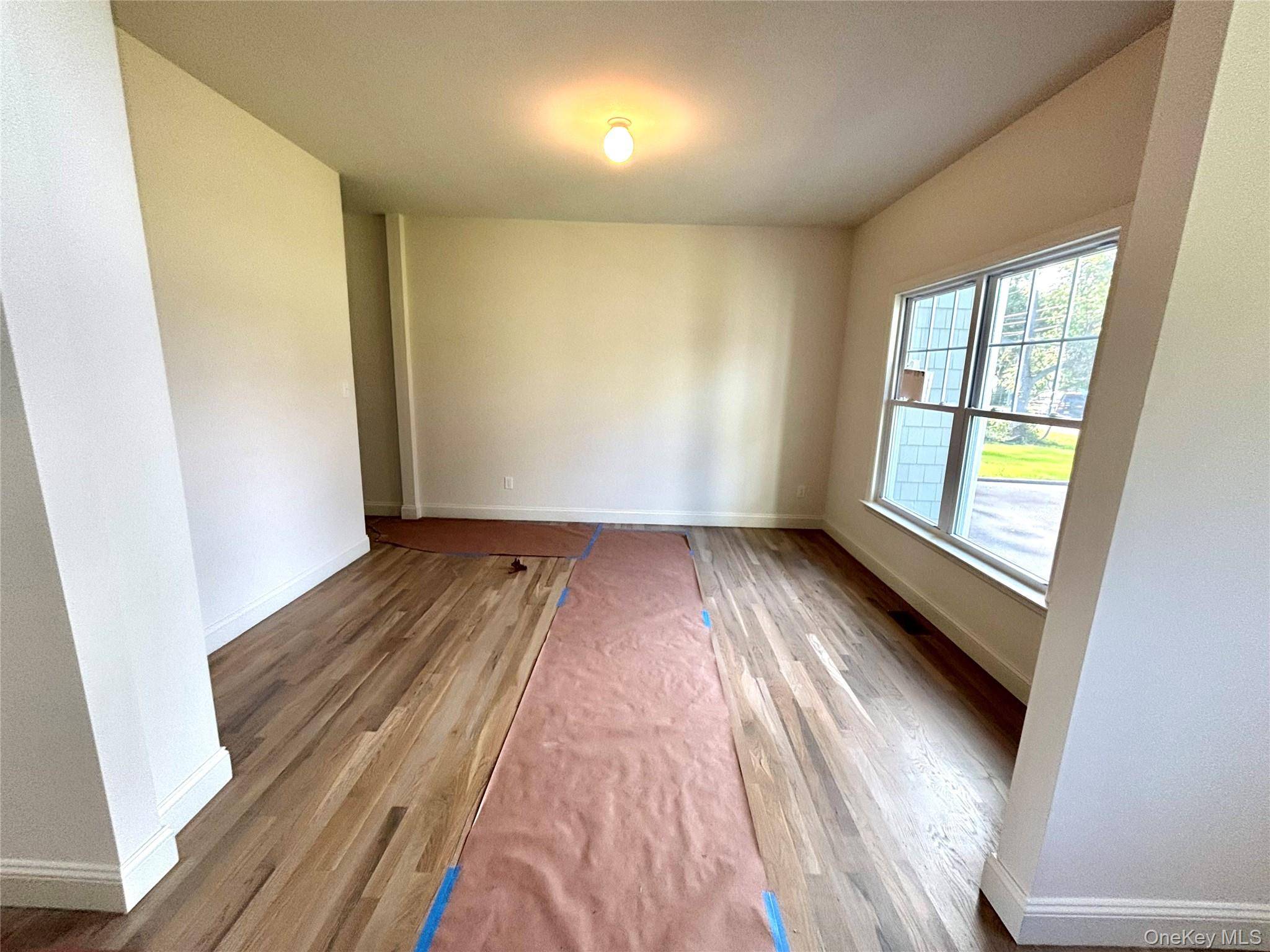 Bayport, NY 11705,726 Middle