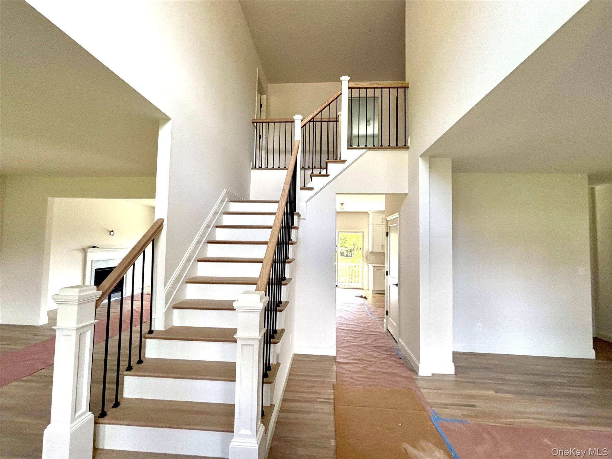 Bayport, NY 11705,726 Middle