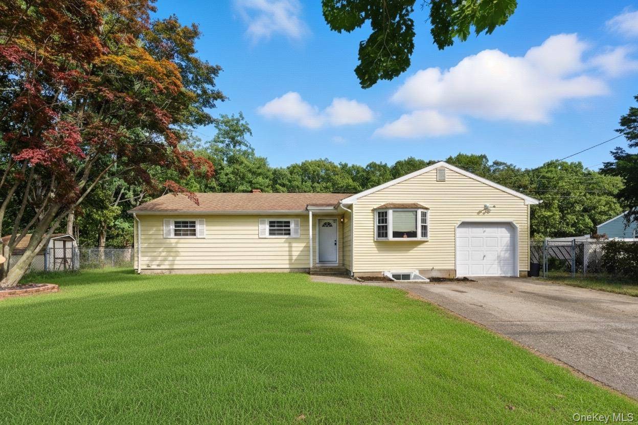 South Setauket, NY 11720,87 Bellwood AVE