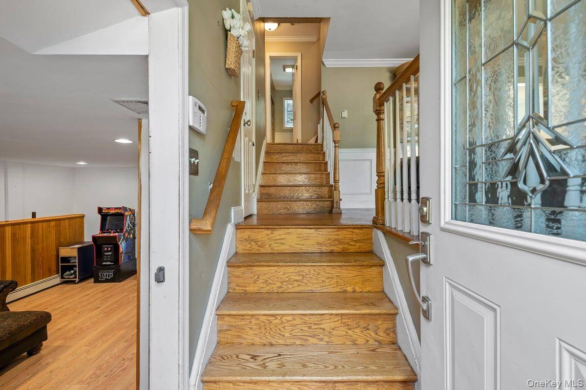 Jericho, NY 11753,34 21st ST