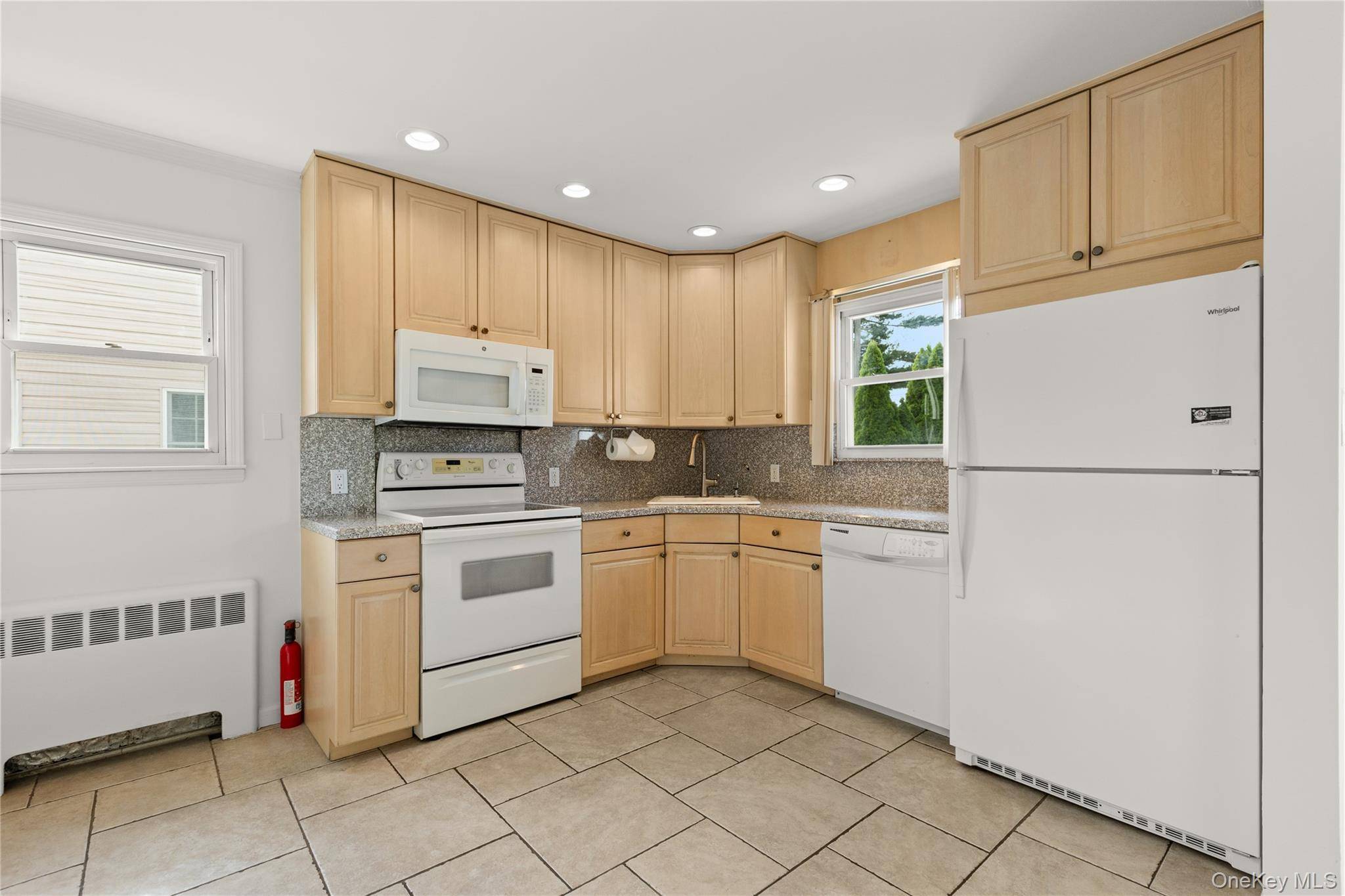 Massapequa, NY 11758,7 Norman PL