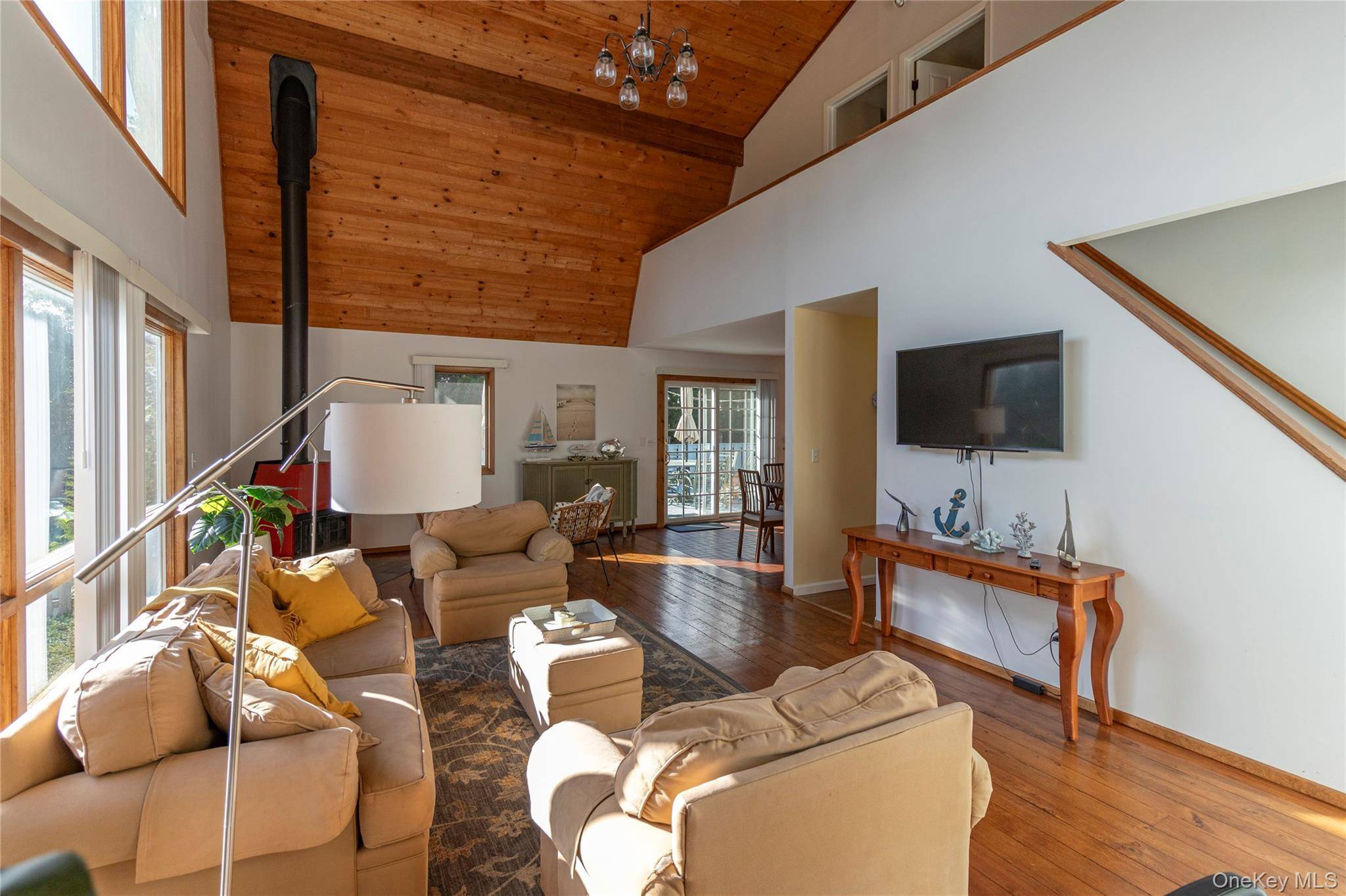 Hampton Bays, NY 11946,18 Alanson LN