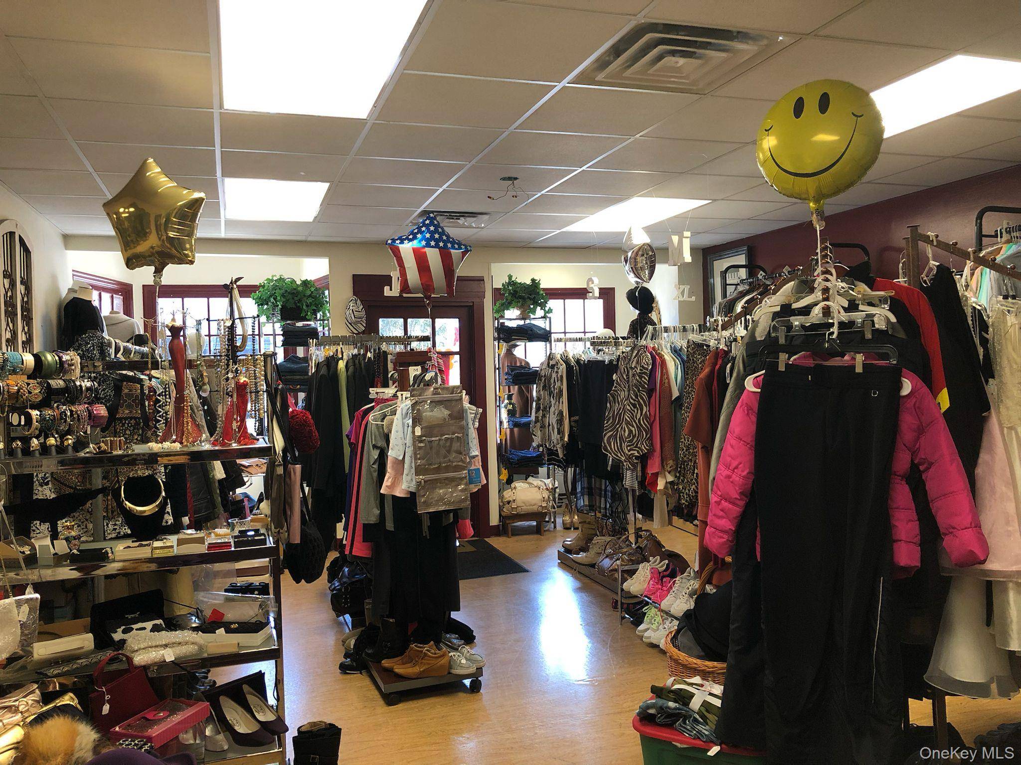 Greenwood Lake, NY 10925,71 Windermere AVE
