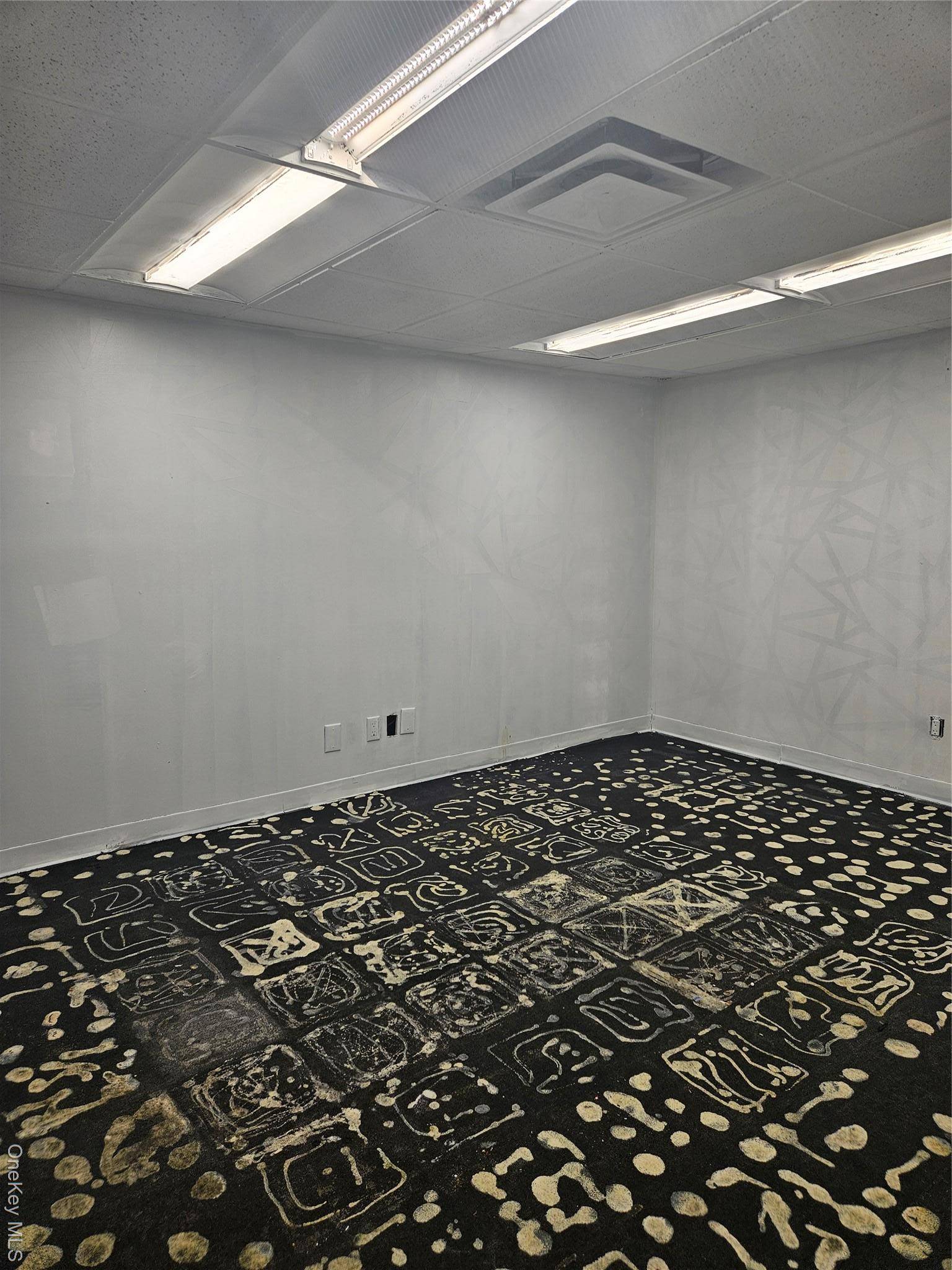 Elmont, NY 11003,474 Meacham AVE