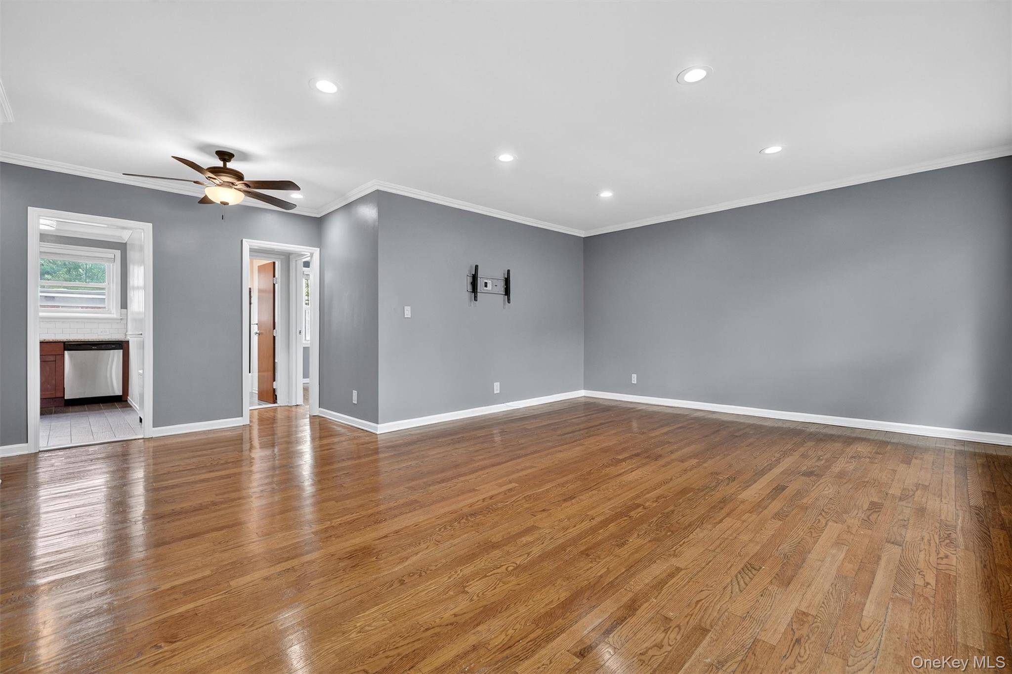 Hartsdale, NY 10530,8 Wildwood RD #A17