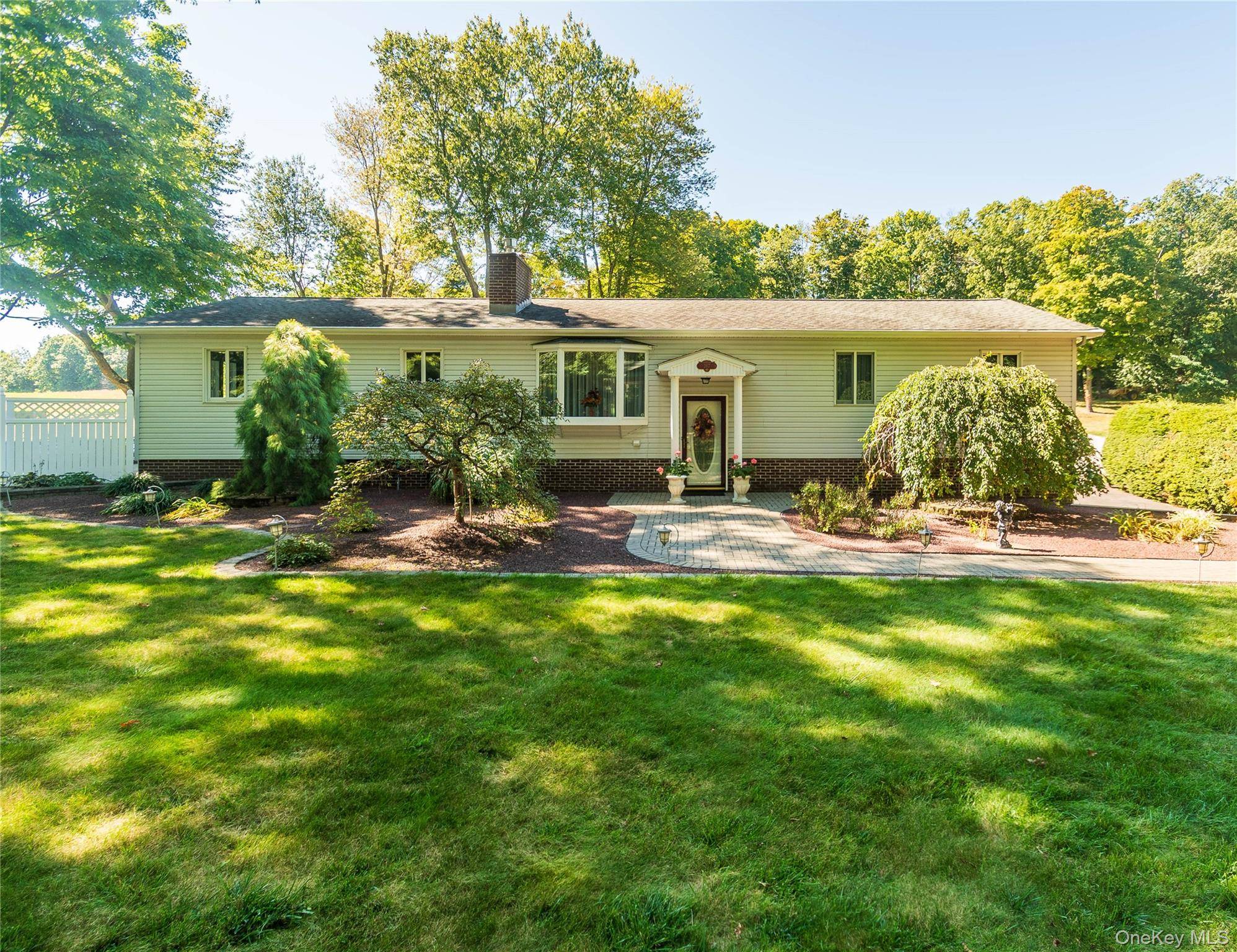 Pleasant Valley, NY 12569,267 Smith RD